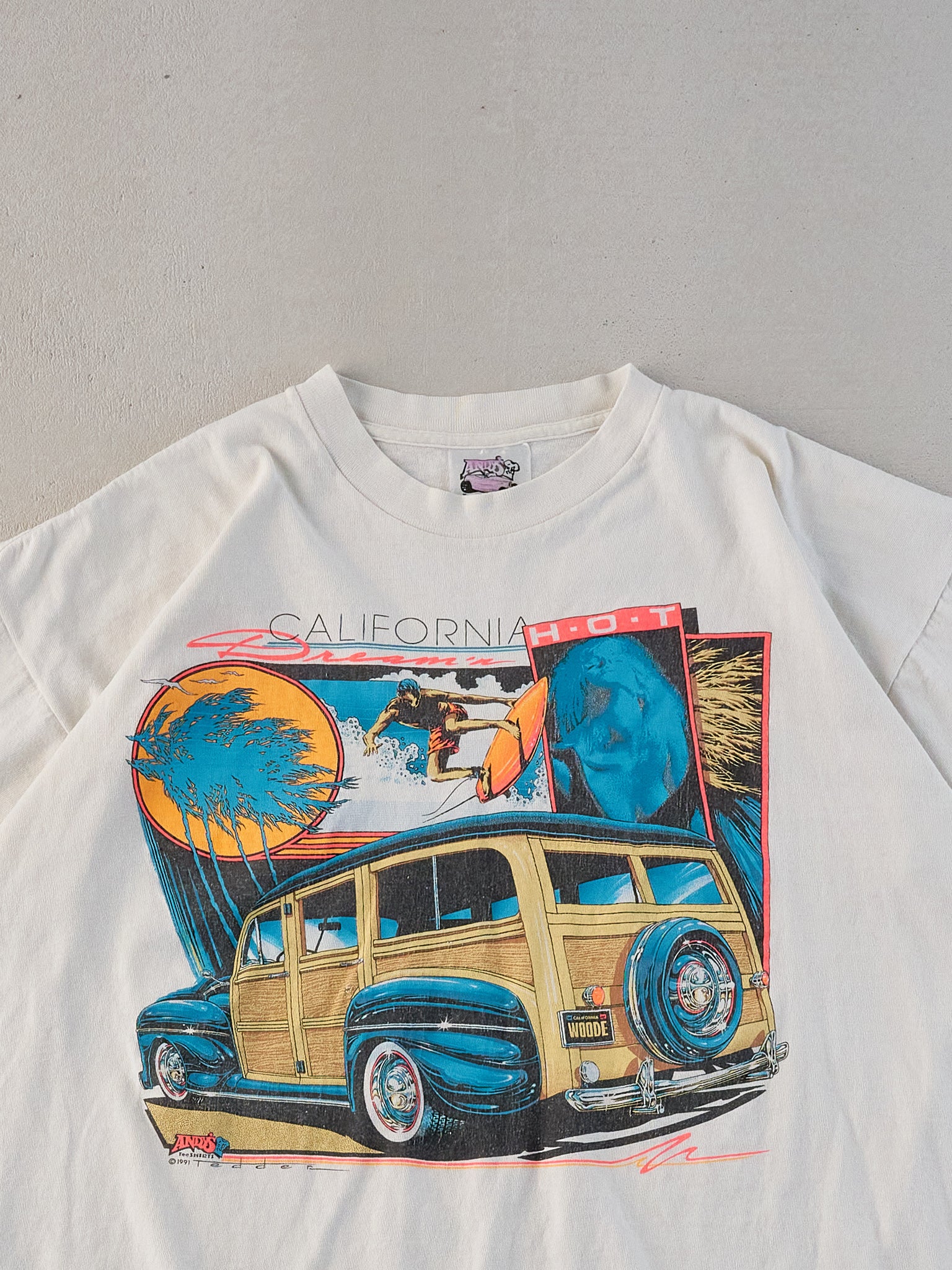 Vintage 91' White Single Stitched "California Dreaming" Graphic Tee (L) - Image 2