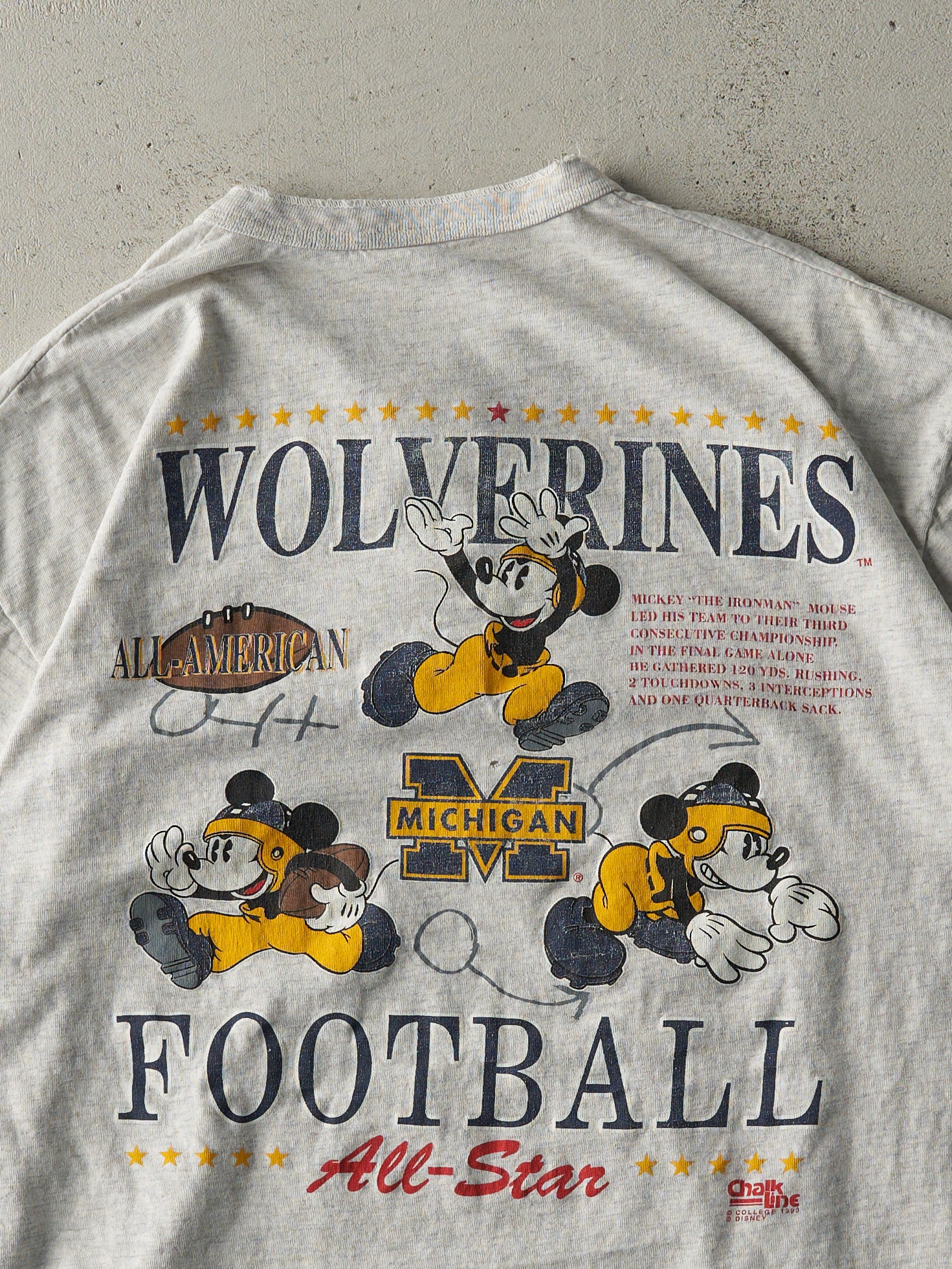Vintage 93' Heather Grey University of Michigan Wolverines x Disney Quarter Button Tee (M) - Image 4