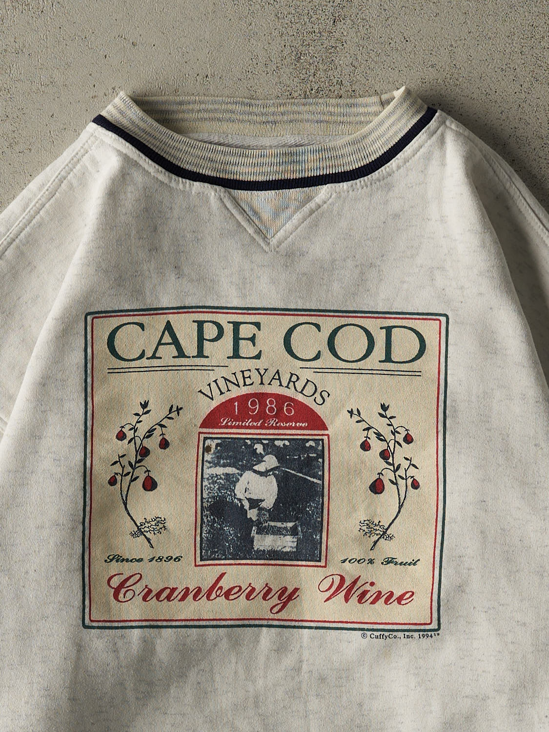 Vintage 94' Heather Grey Cape Cod Vineyards Ribbed Crewneck (L) - Image 2