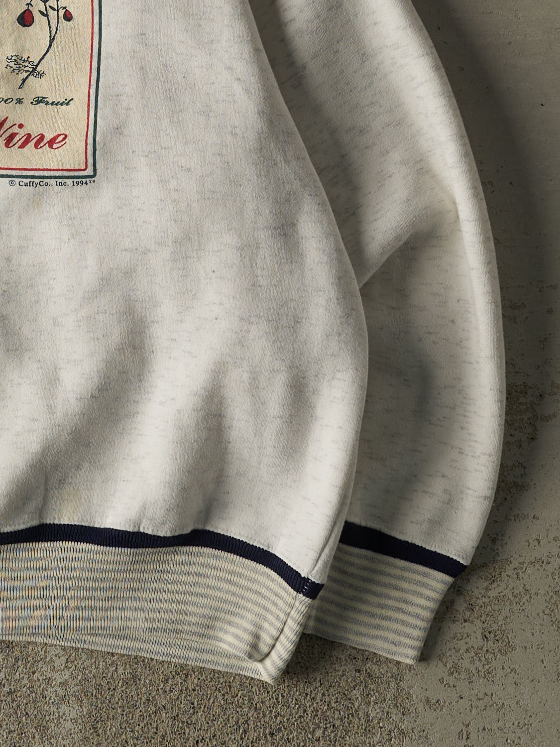Vintage 94' Heather Grey Cape Cod Vineyards Ribbed Crewneck (L) - Image 4