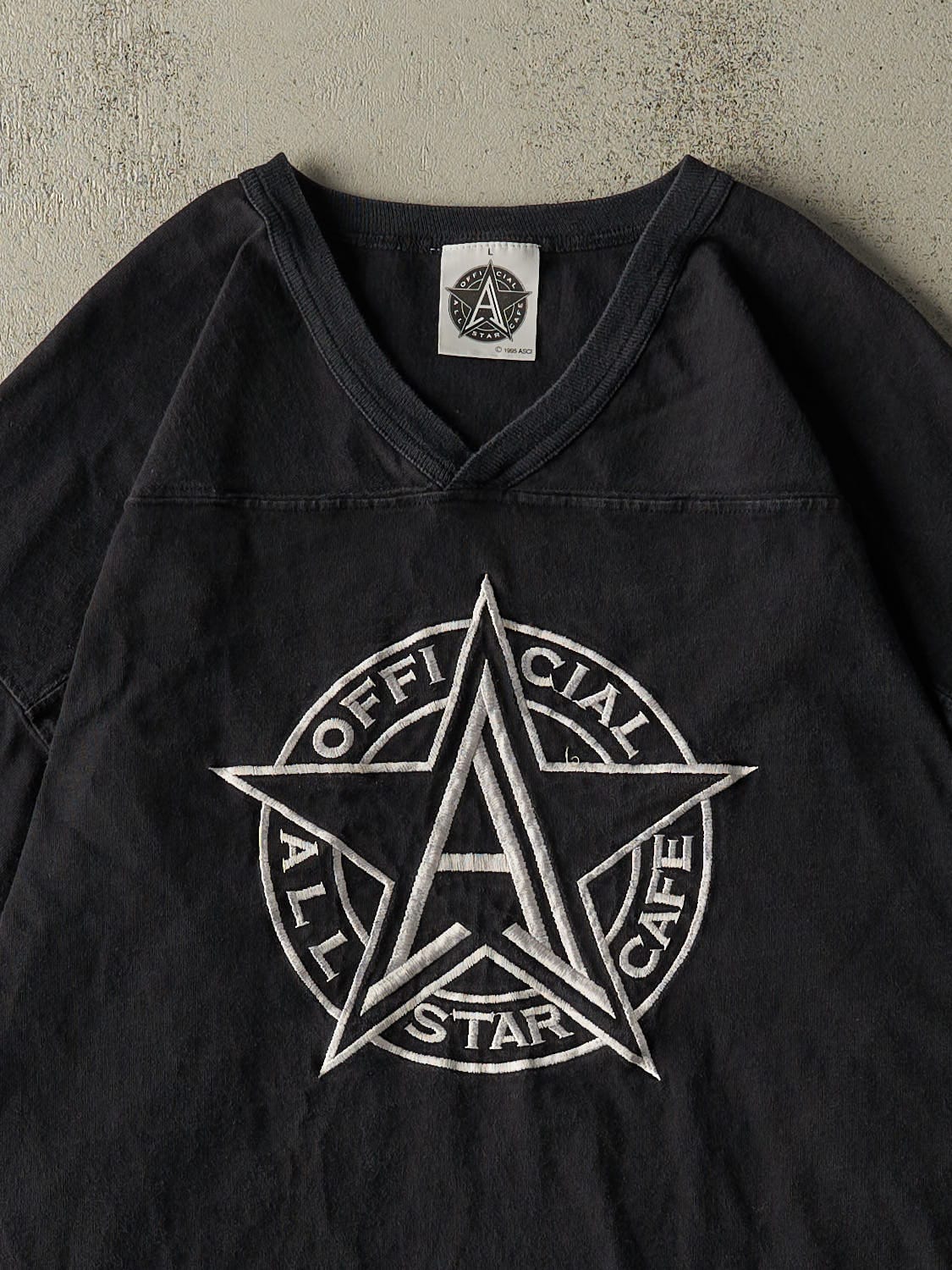 Vintage 95' Black All Star Cafe Jersey Tee (L/XL) - Image 2