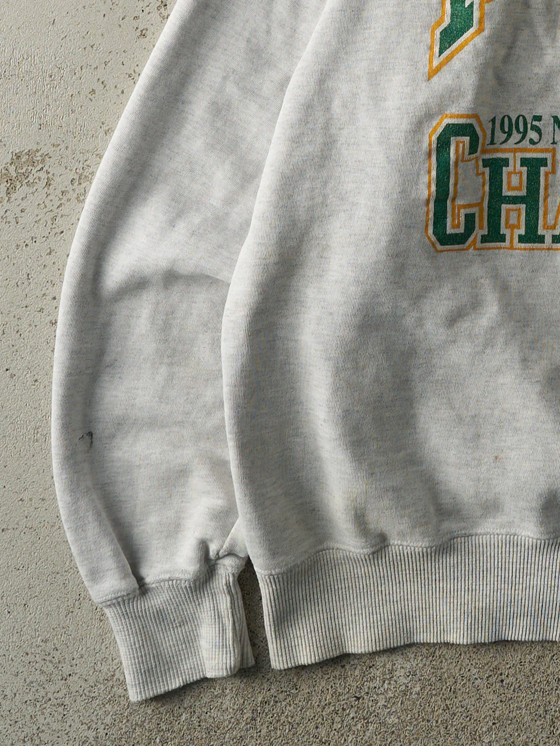 Vintage 95' Heather Grey Green Bay Packers NFC Champions Crewneck (L) - Image 3