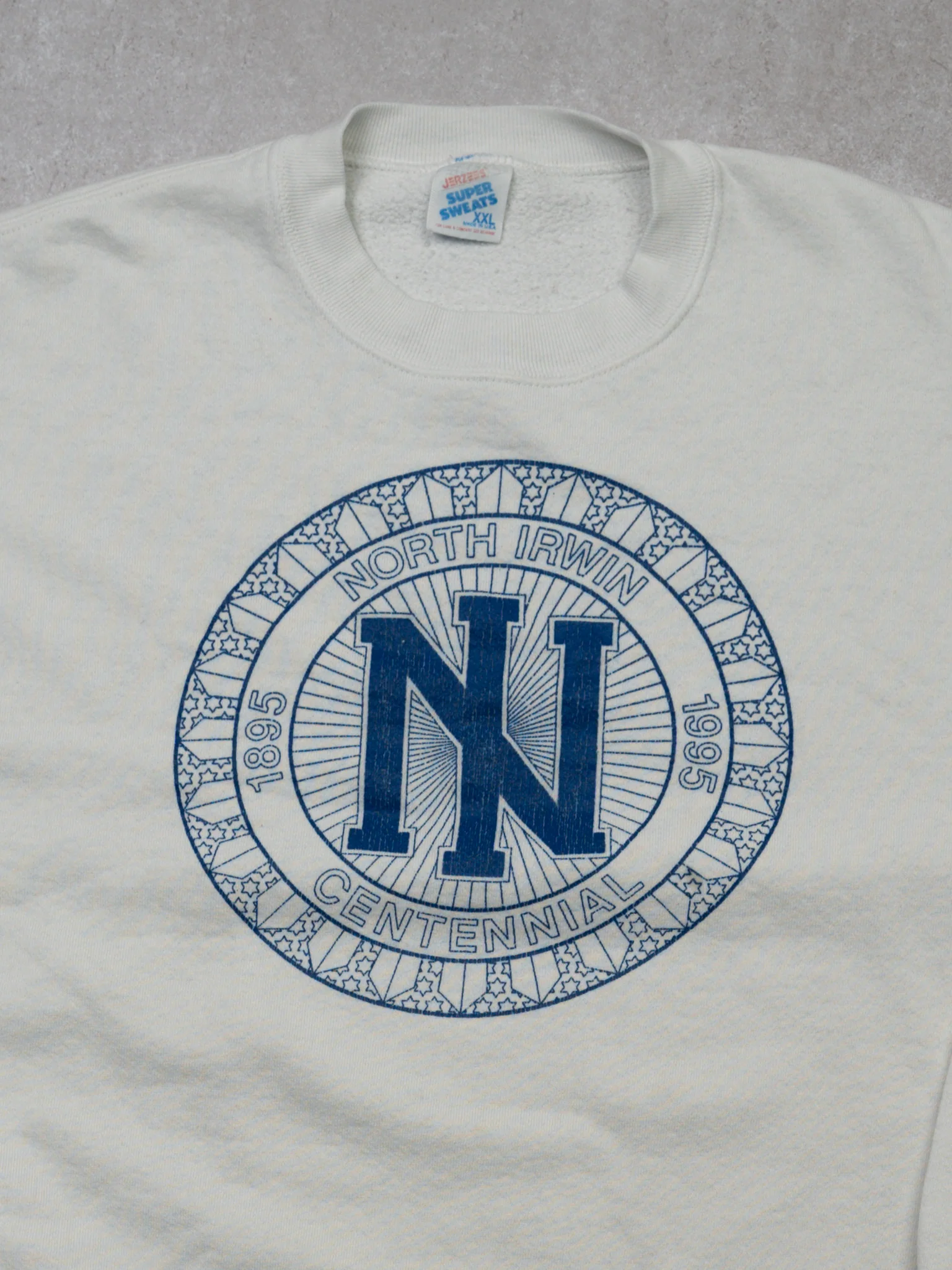 Vintage '95 White North Irwin Centennial Crewneck (L) - Image 2