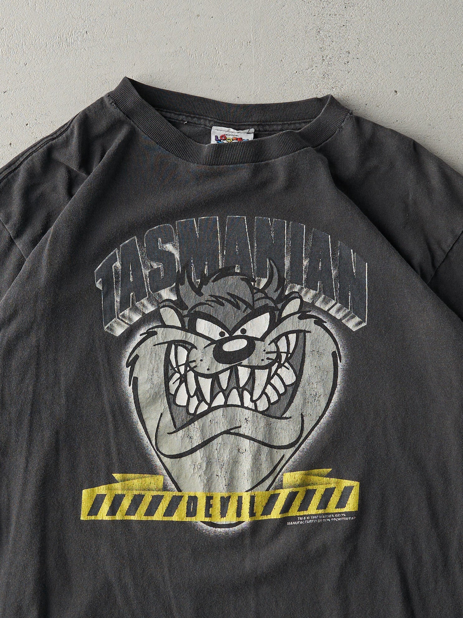 Vintage 96' Black Tasmanian Devil Tee (M) - Image 2