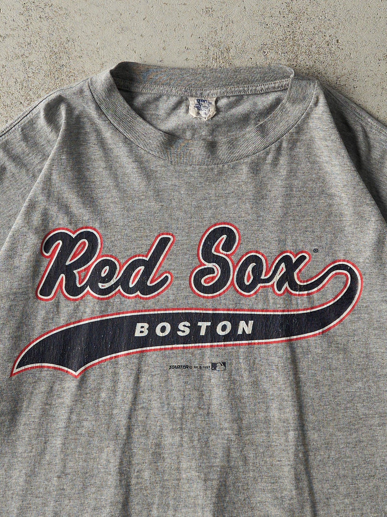 Vintage 97' Grey Boston Red Sox Single Stitch Tee (XL) - Image 2