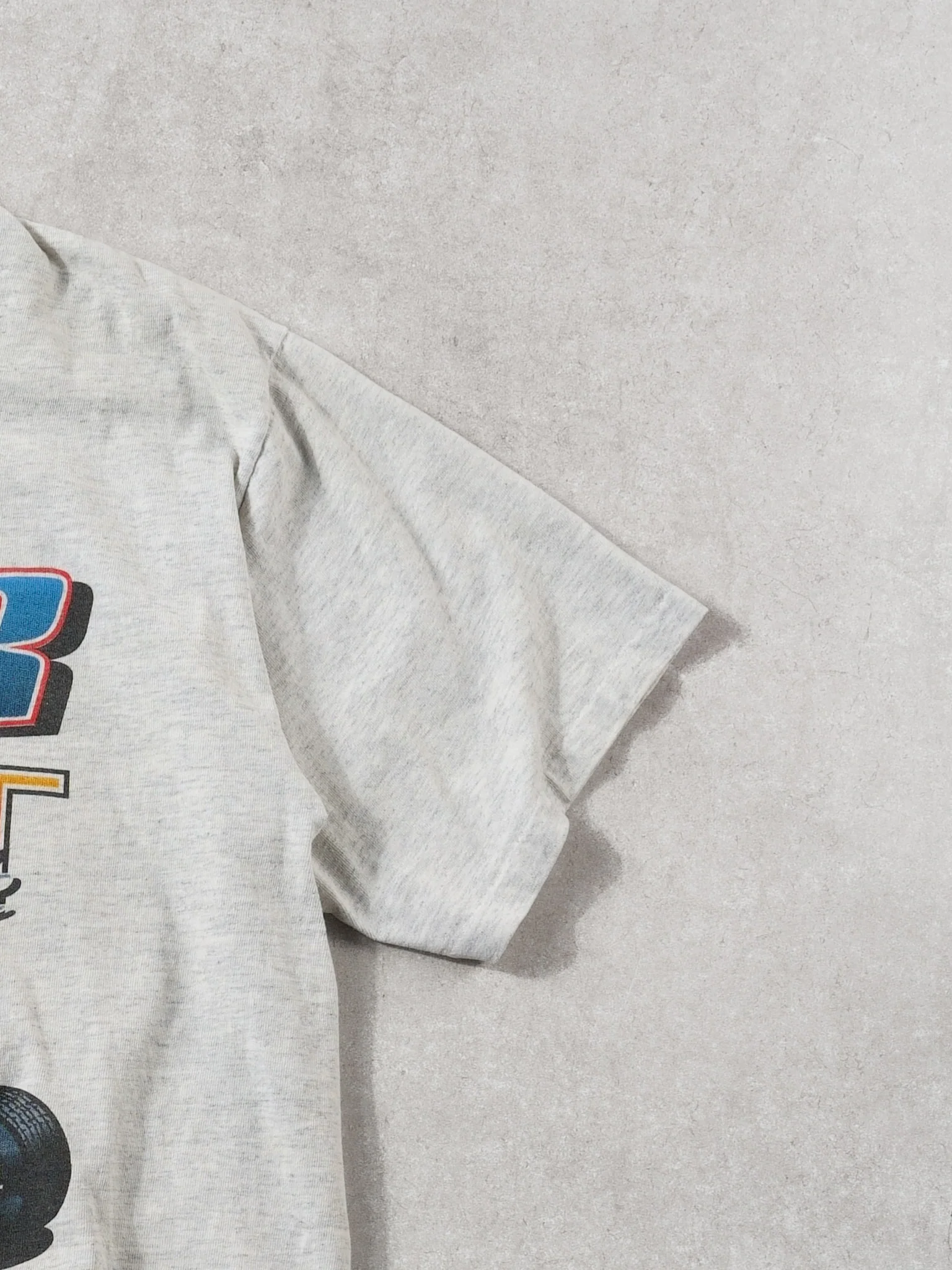 Vintage 97' Grey Super Dirt Week Racing Graphic Tee (M) - Image 3