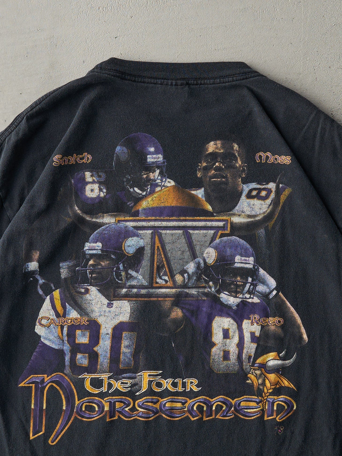 Vintage 98' Black The Four Horsemen Minnesota Vikings Tee (M/L) - Image 4