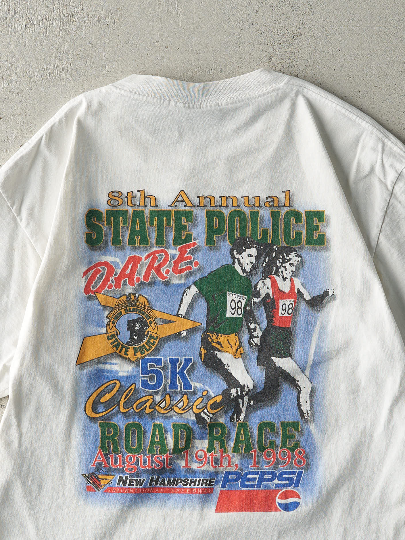 Vintage 98' White D.A.R.E. 5K Road Race Tee (M) - Image 4