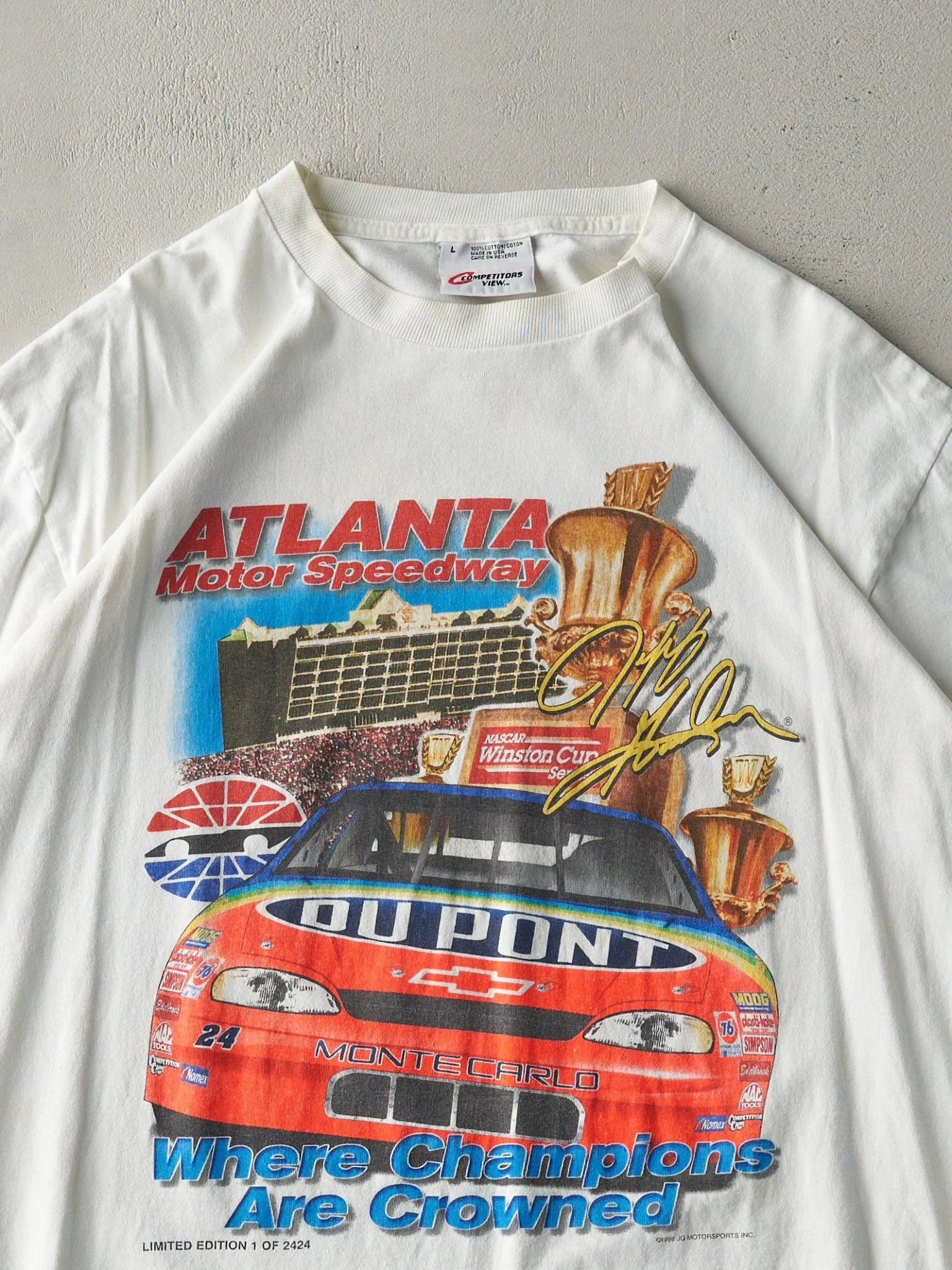 Vintage 98' White Jeff Gordon 3 Time Nascar Champion Tee (M) - Image 3