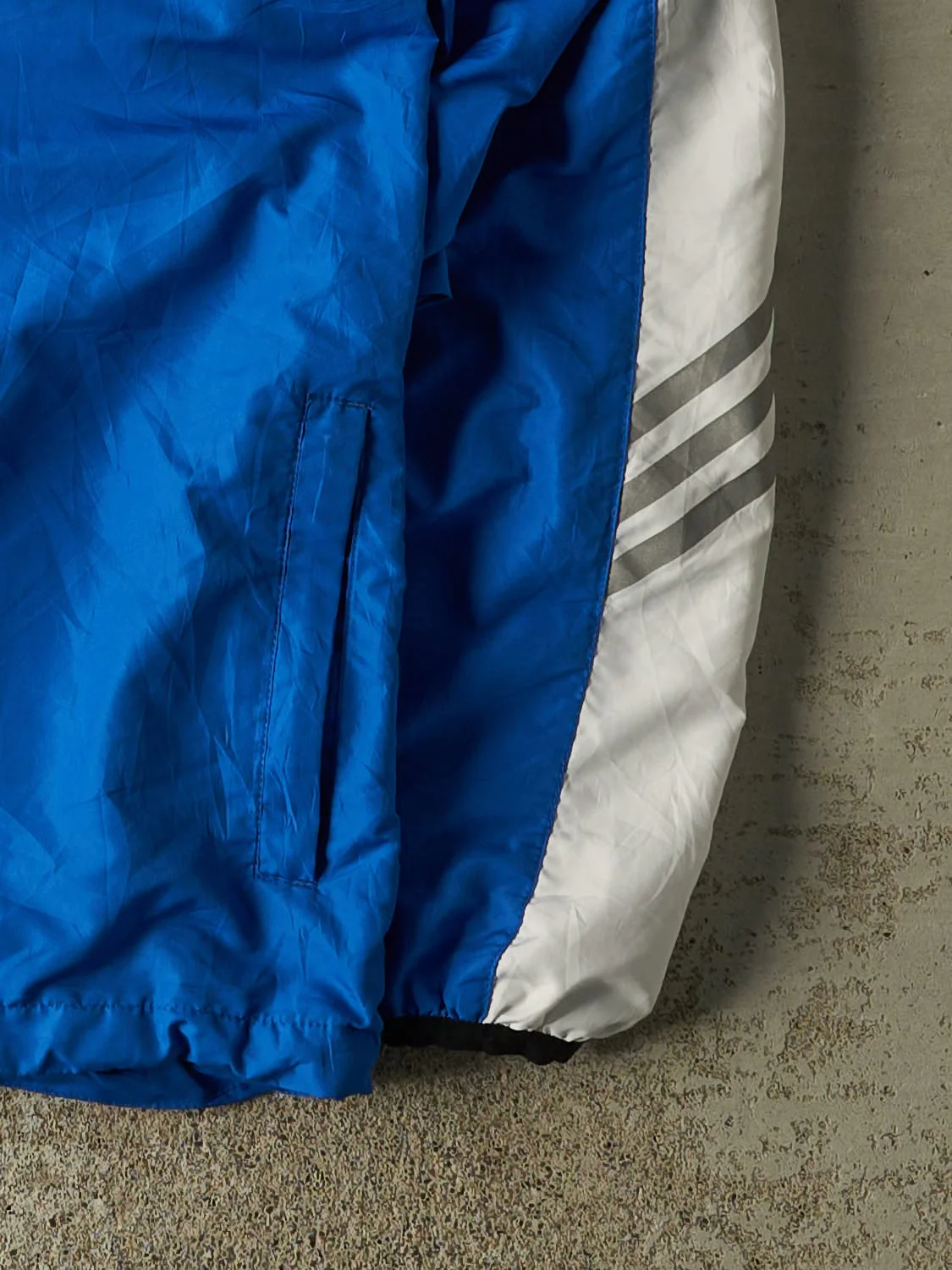 Vintage 99' Blue Adidas Steamboat Windbreaker Jacket (L/XL) - Image 4