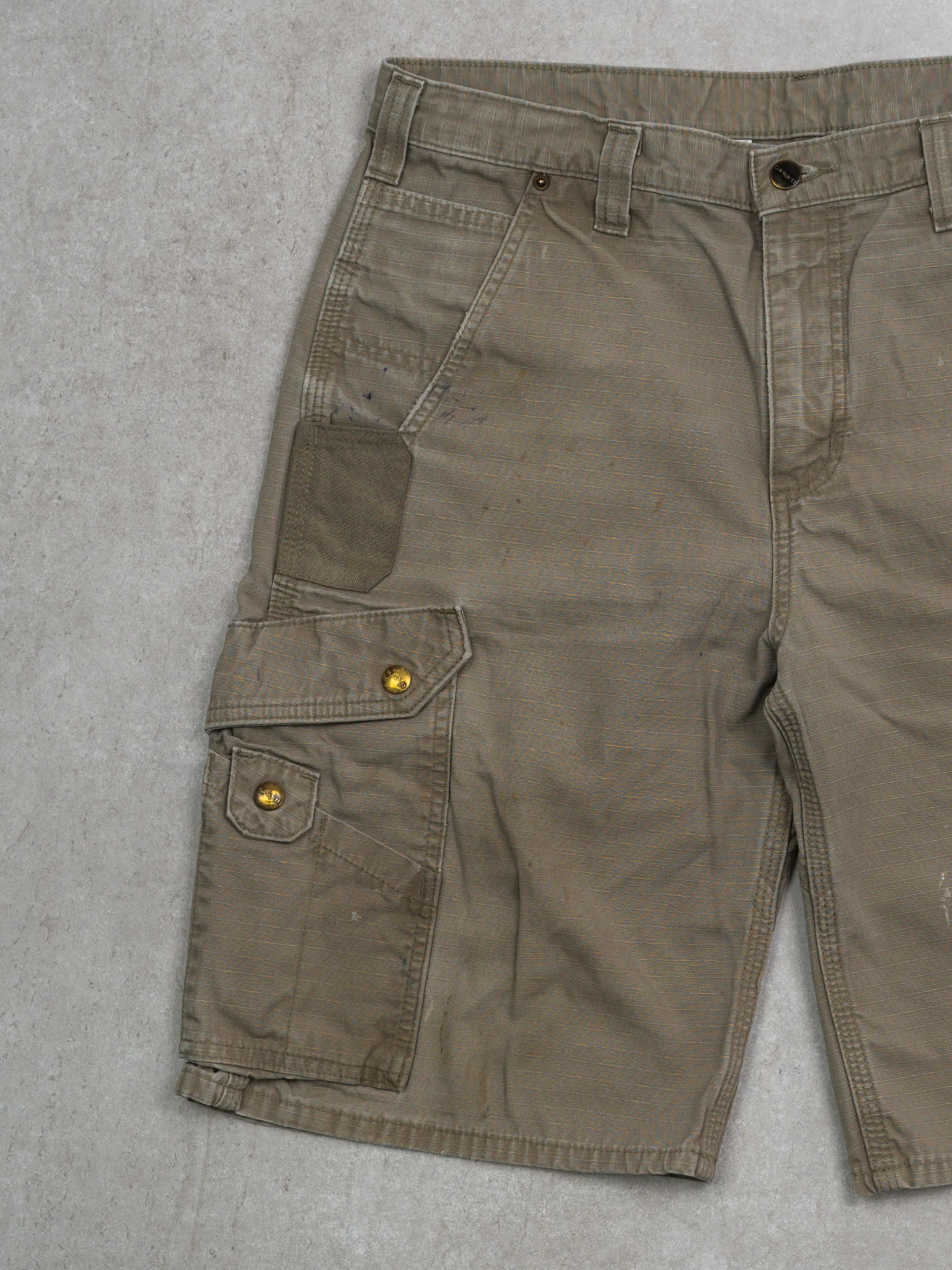 Vintage Beige Carharrt Cargo Shorts (34 x 11) - Image 2