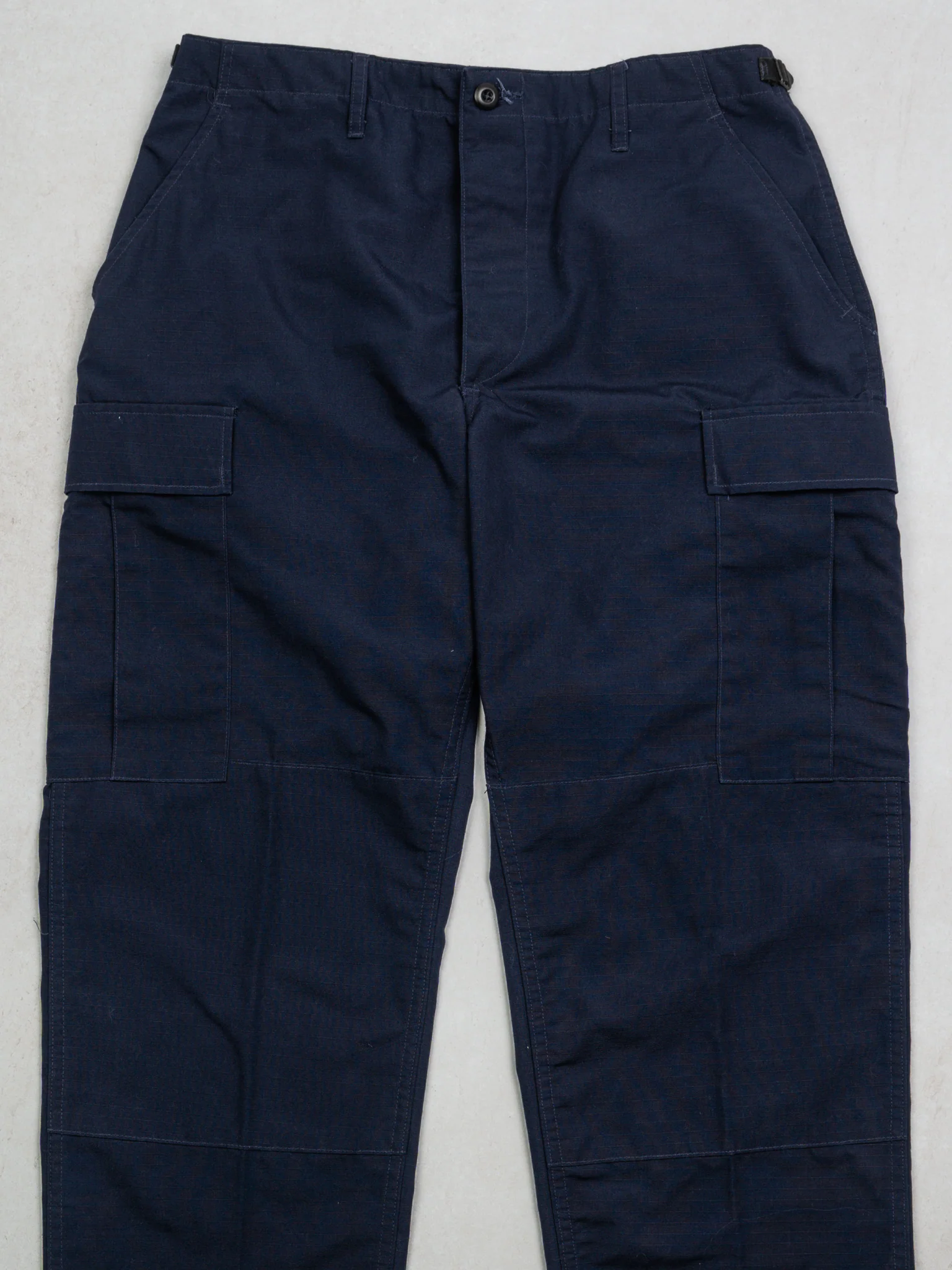 Vintage Blue Adjustable Army Cargo Pants (31-35 x 30) - Image 2