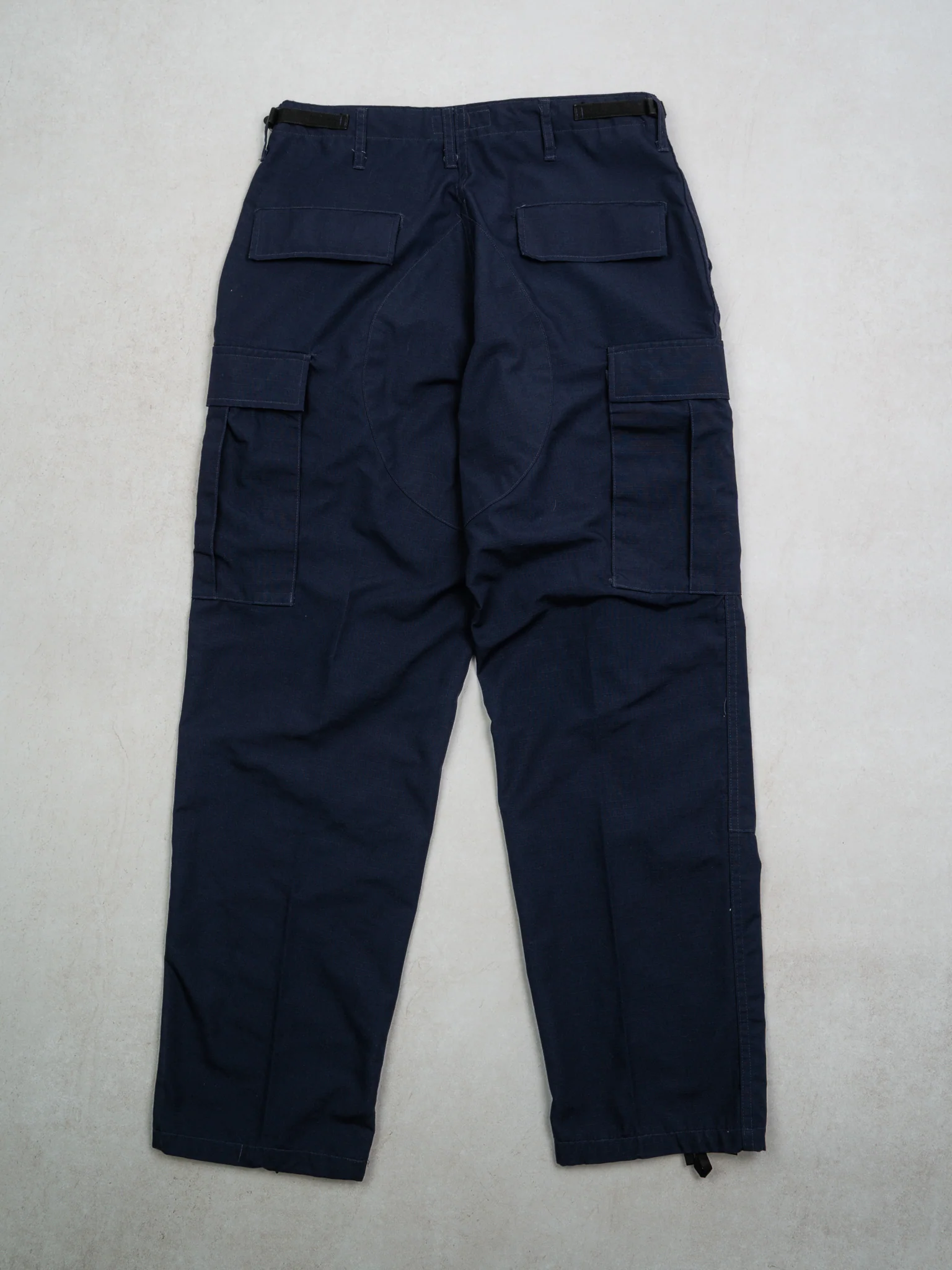 Vintage Blue Adjustable Army Cargo Pants (31-35 x 30) - Image 3