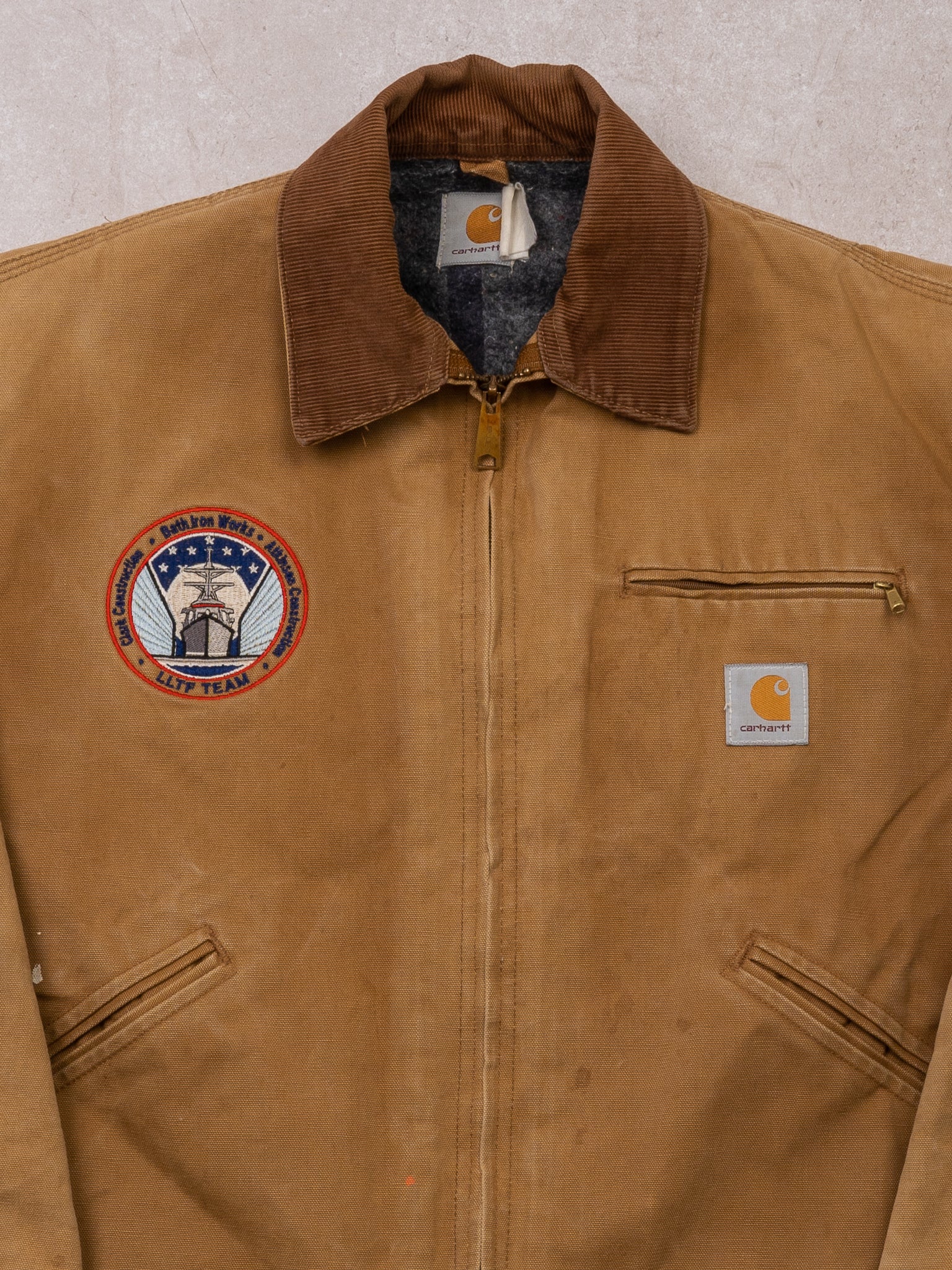 Vintage Camel Clark Construction Carhartt lined Detroit Jacket (M) - Image 2