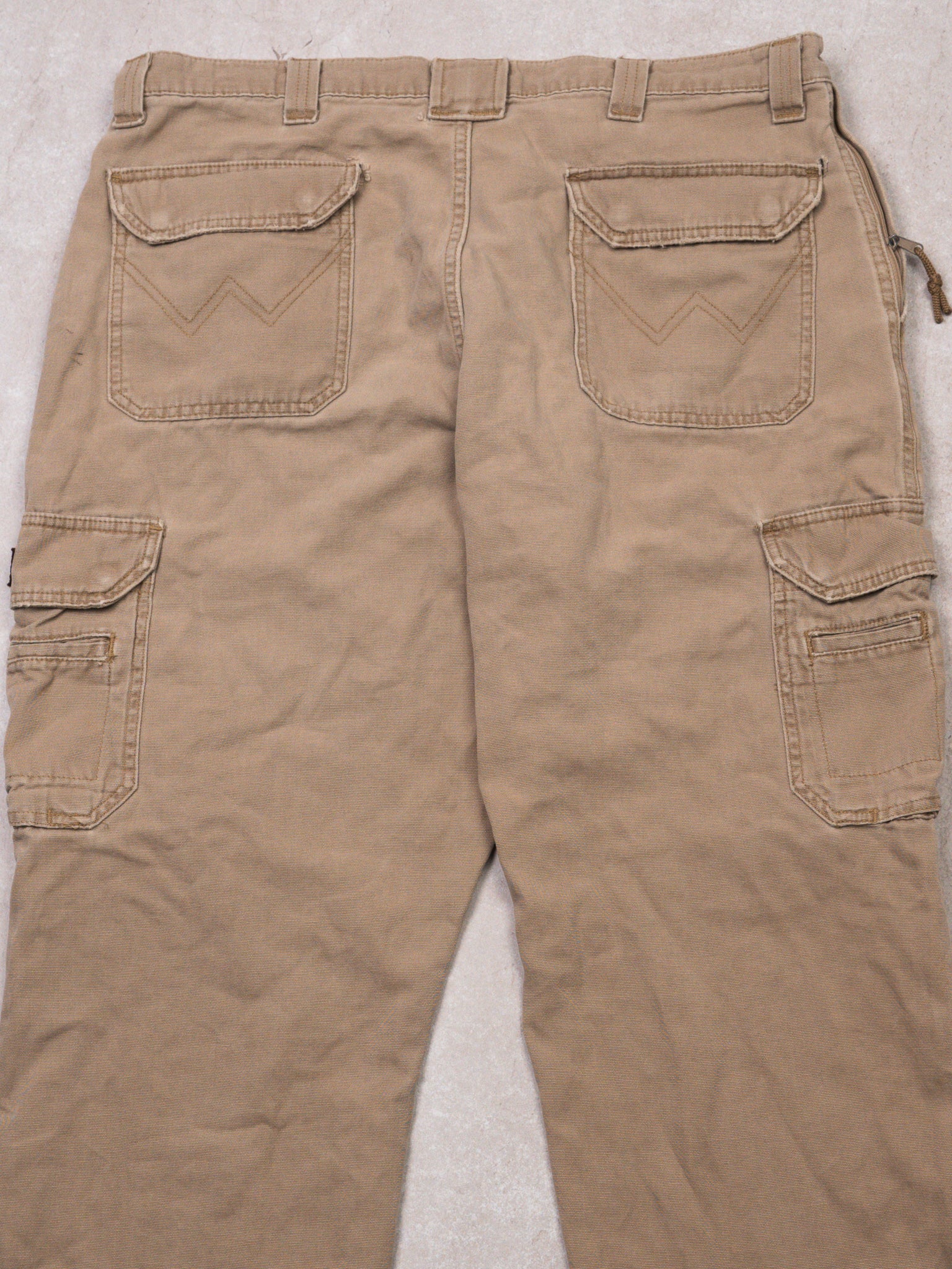 Vintage Light Beige Rugged Cargo Pants (38 x 32) - Image 5