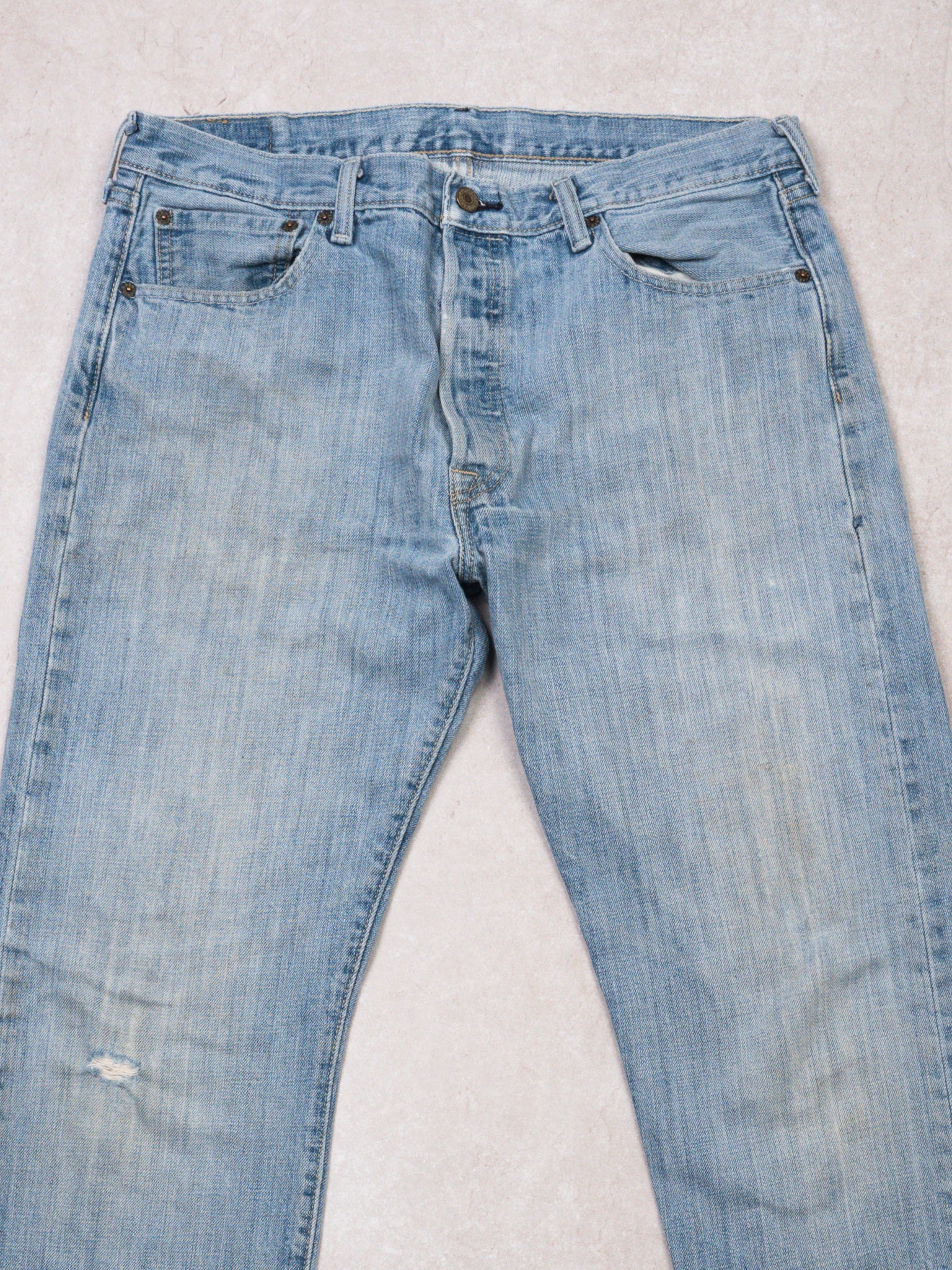 Vintage Light Blue 501 Levi Jeans w/ rip (34 x 32) - Image 2