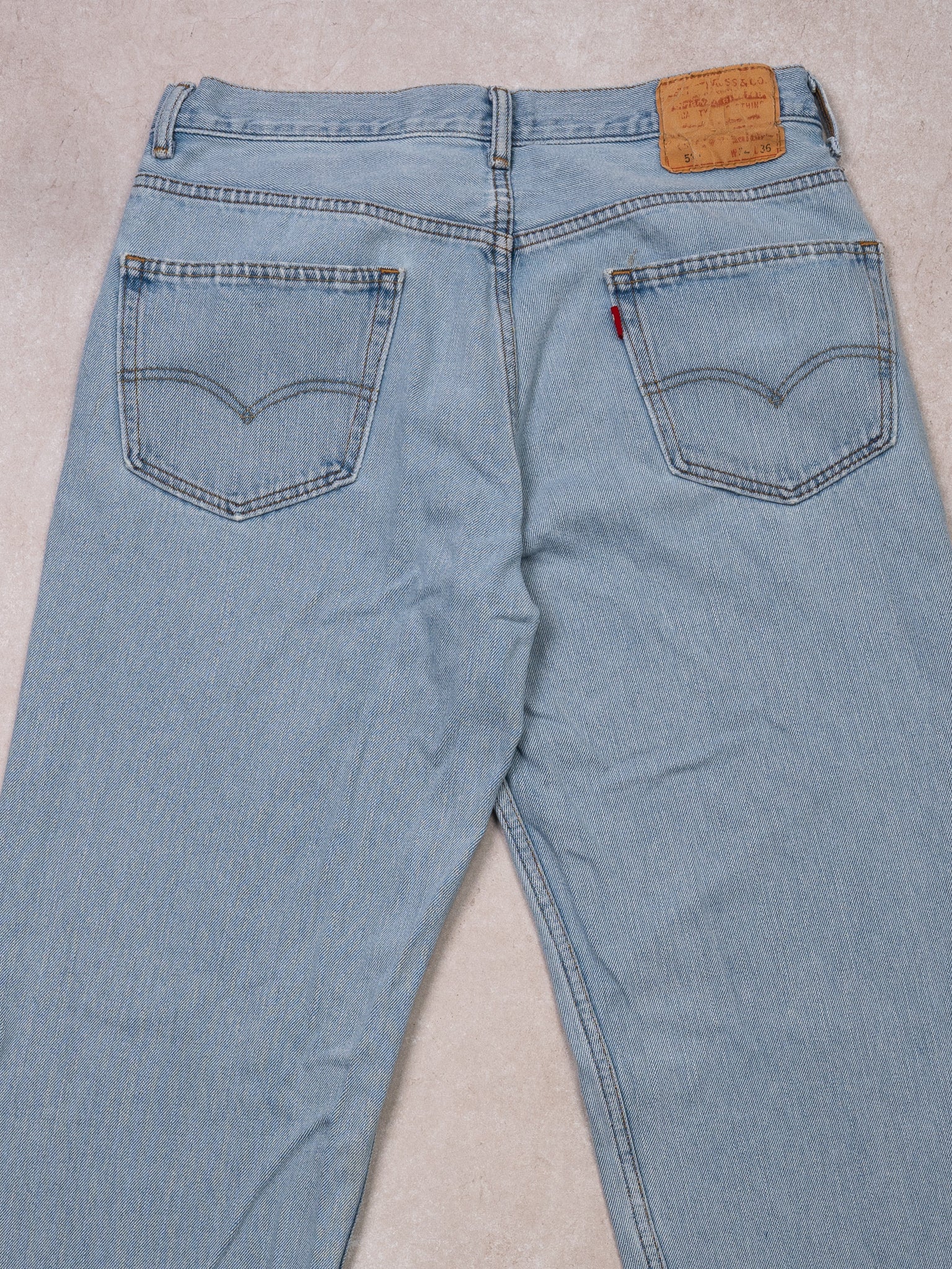 Vintage Light Blue Levi Straight Leg Jeans (34 x 35) - Image 4