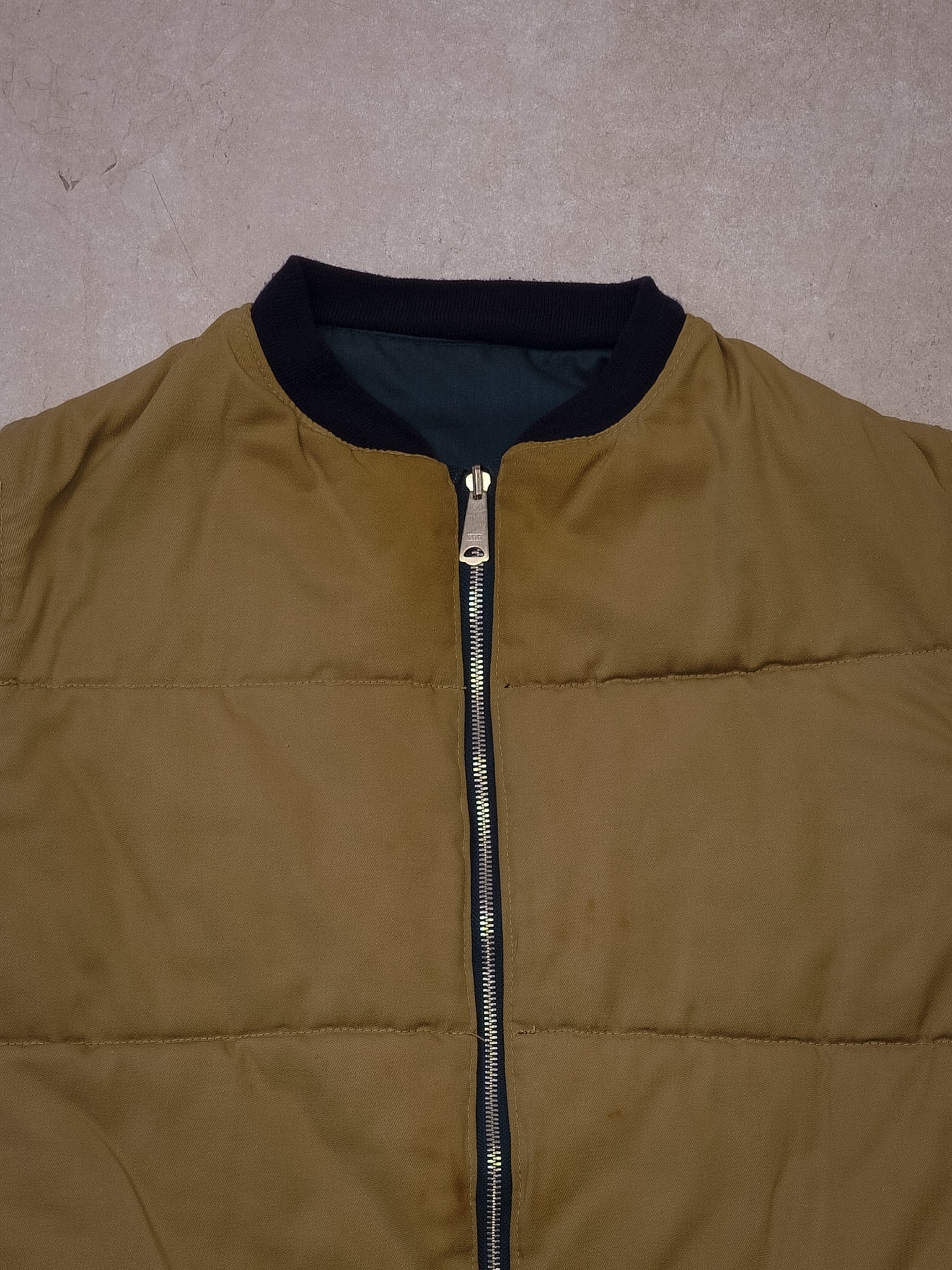 Vintage 80s Navy Blue/Beige Reversible Vest (M) - Image 4