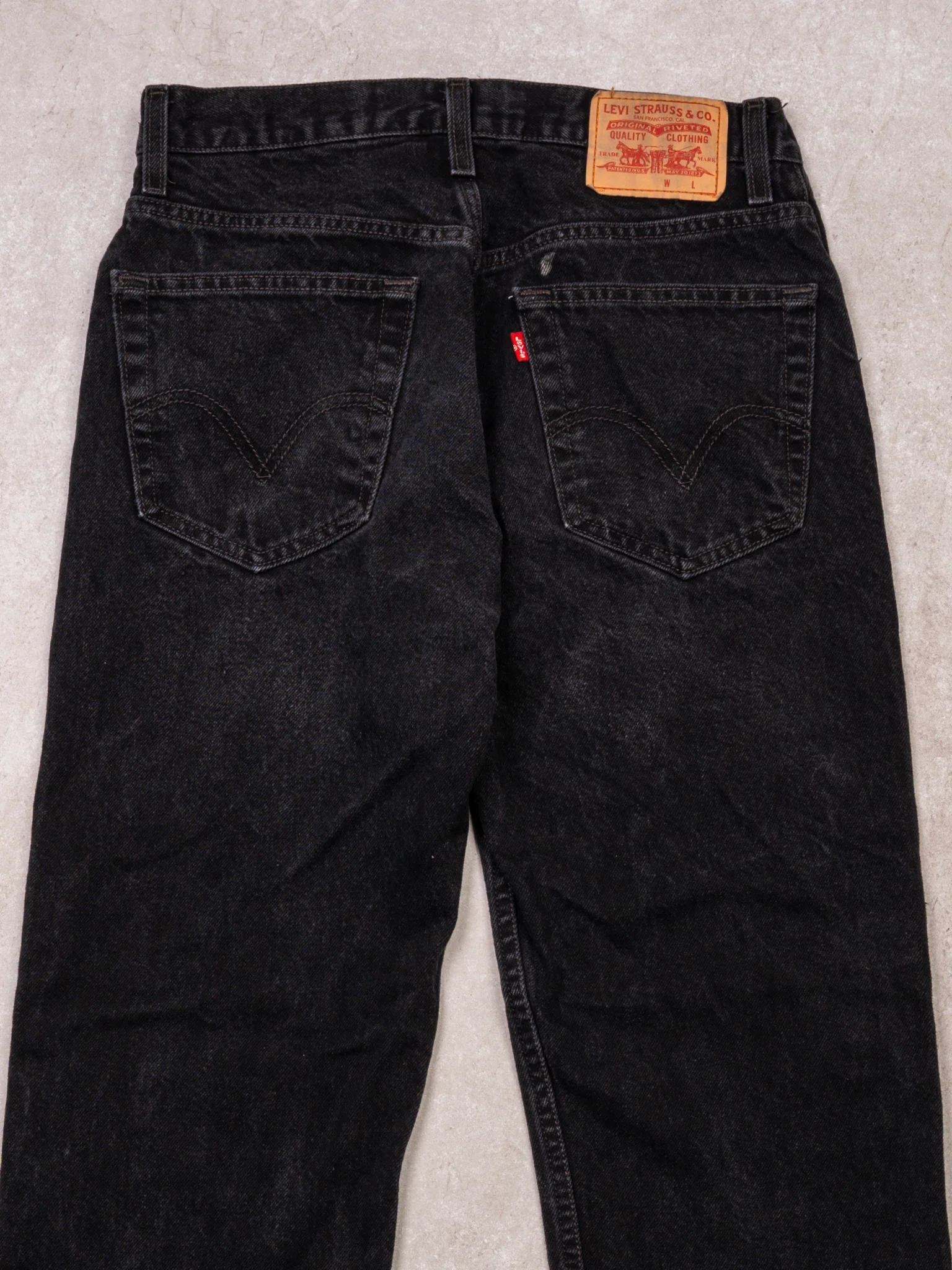 Vintage Black Regular Fit Levi Jeans (30 x 30) - Image 5
