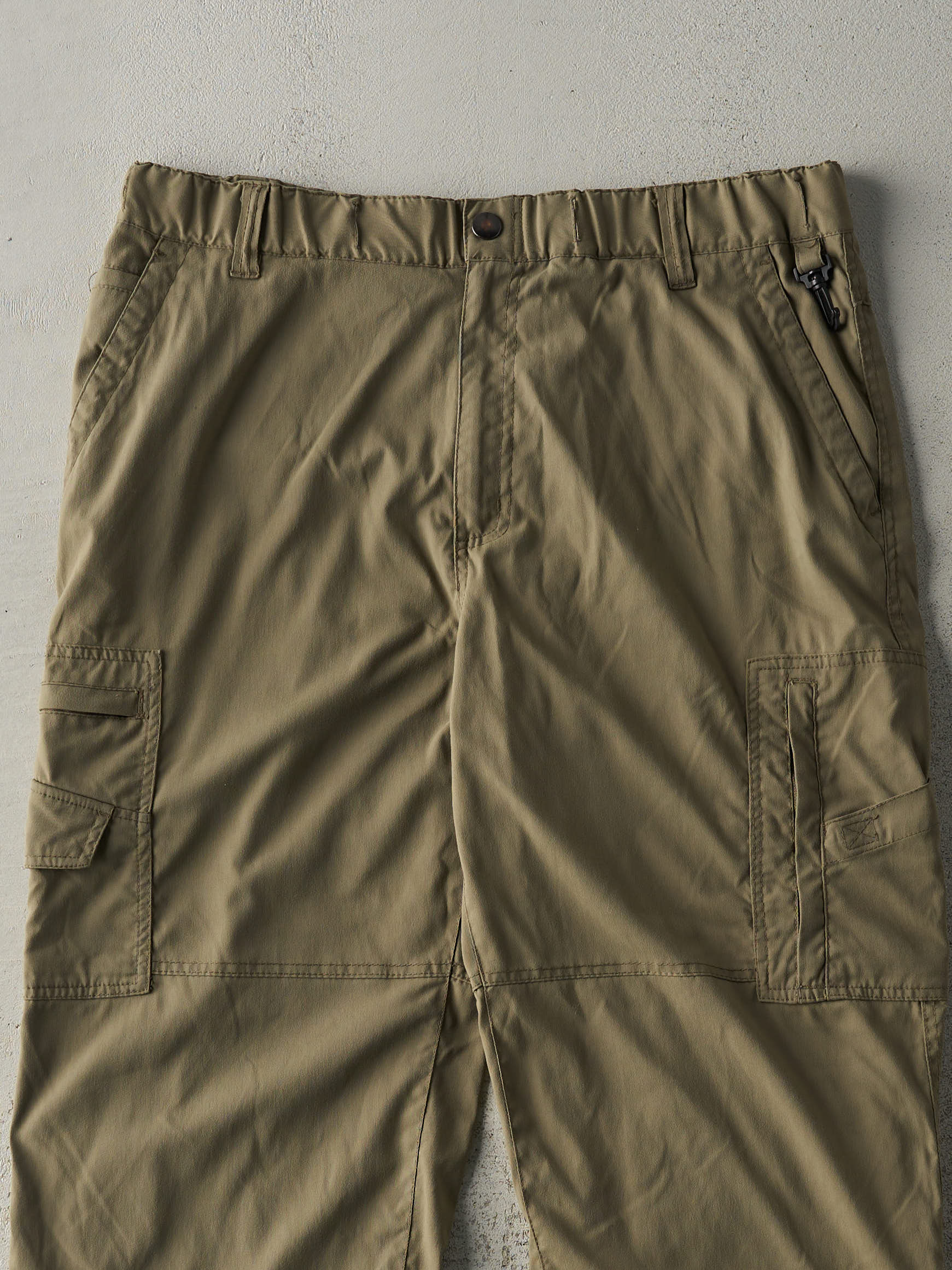 Vintage Y2K Beige BC Clothing Cargo Pants (37x27) - Image 3