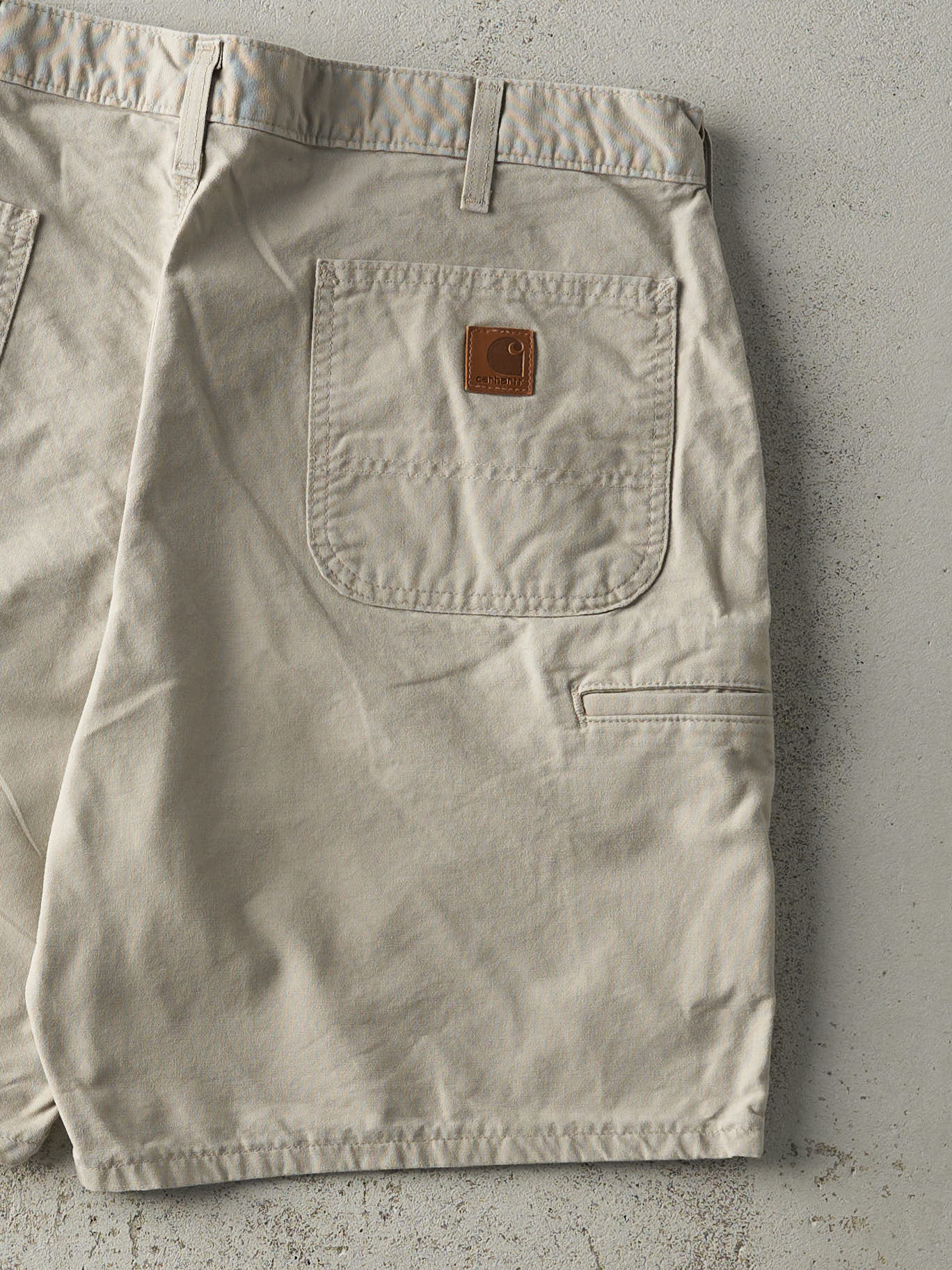 Vintage Y2K Beige Carhartt Lightweight Carpenter Shorts (38x8) - Image 4