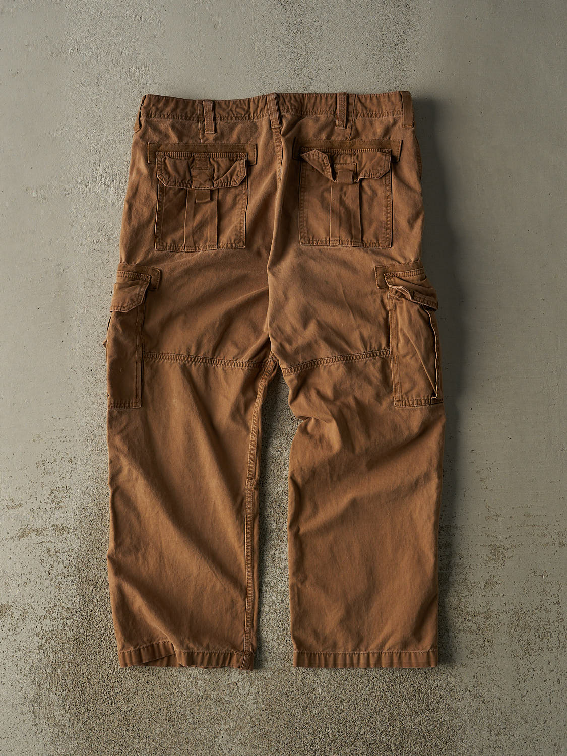 Vintage Y2K Beige Old Navy Cargo Pants (36x29) - Image 2