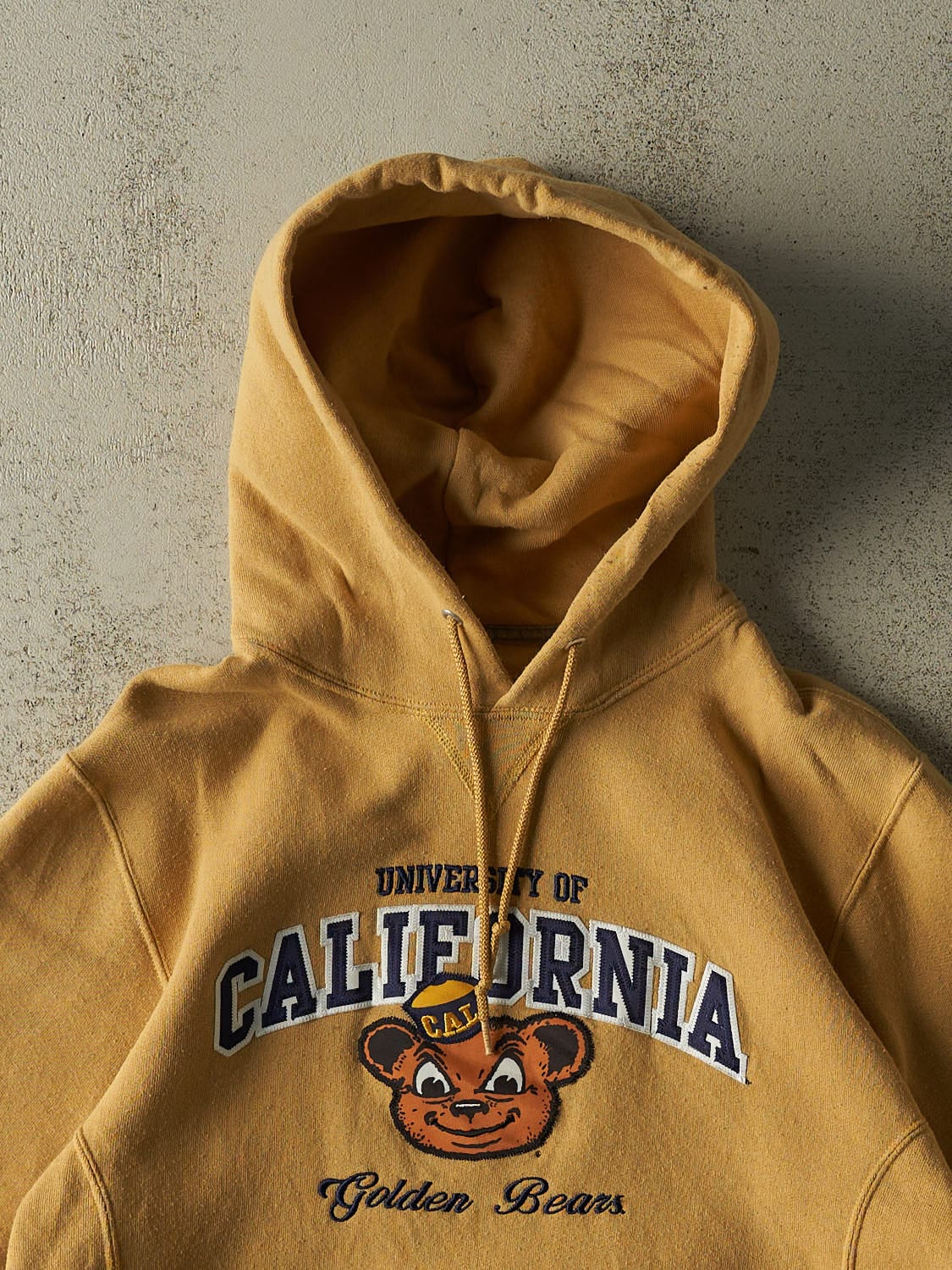 Vintage Y2K Beige Russell Athletic University of California Golden Bears Hoodie (M/L) - Image 2