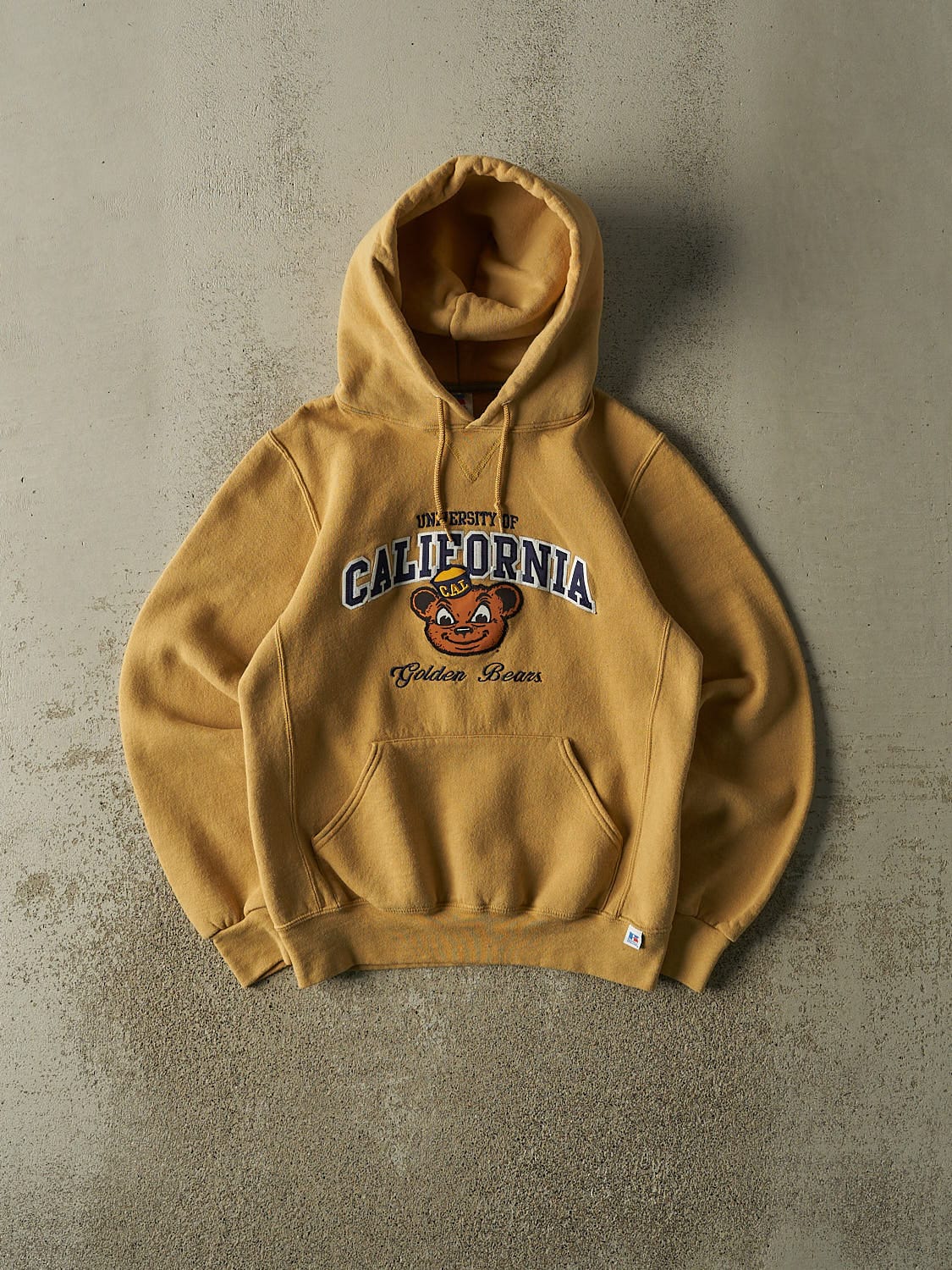 Vintage Y2K Beige Russell Athletic University of California Golden Bears Hoodie (S)