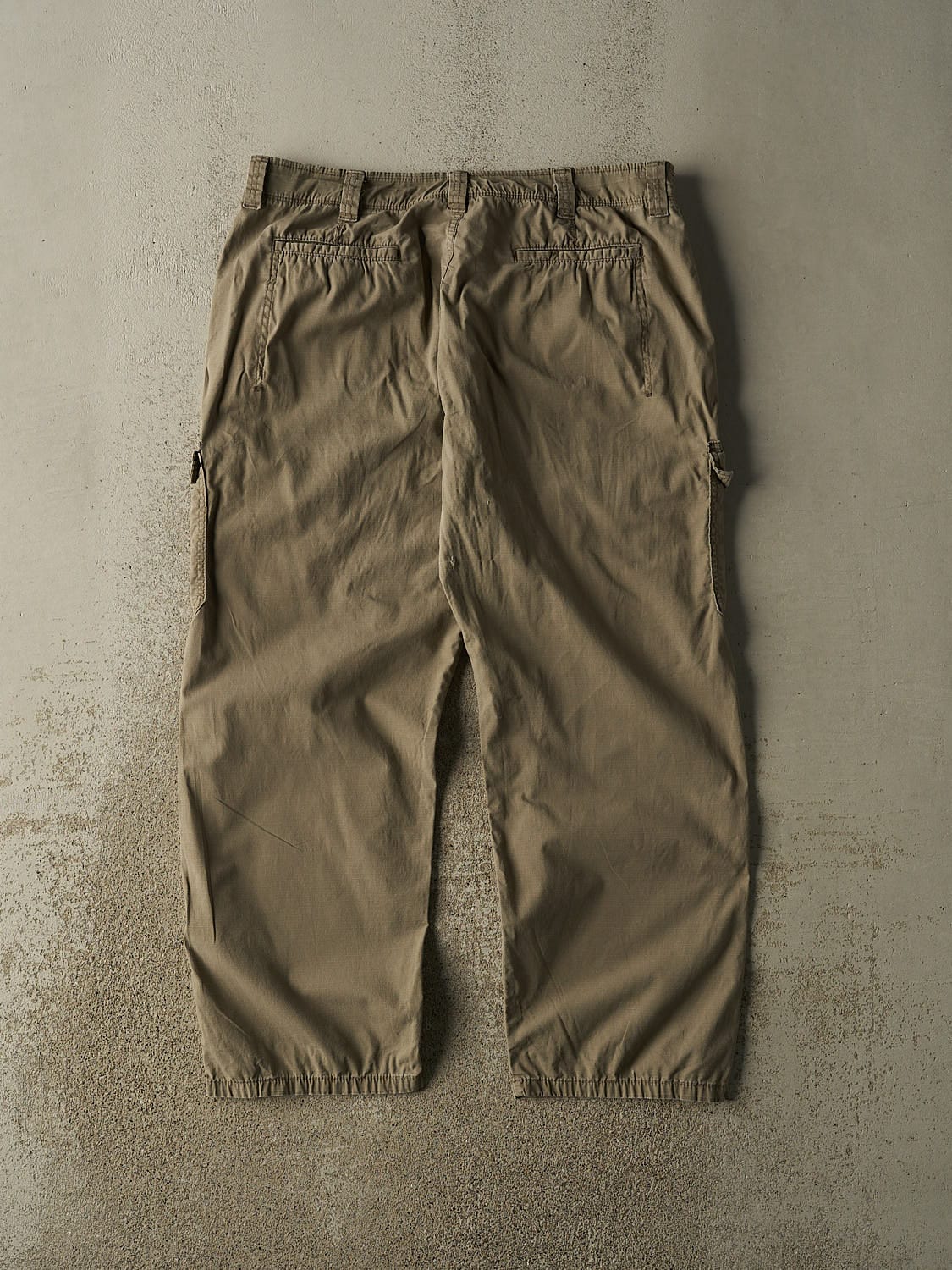Vintage Y2K Beige Wrangler Cargo Work Pants (36x28.5) - Image 2