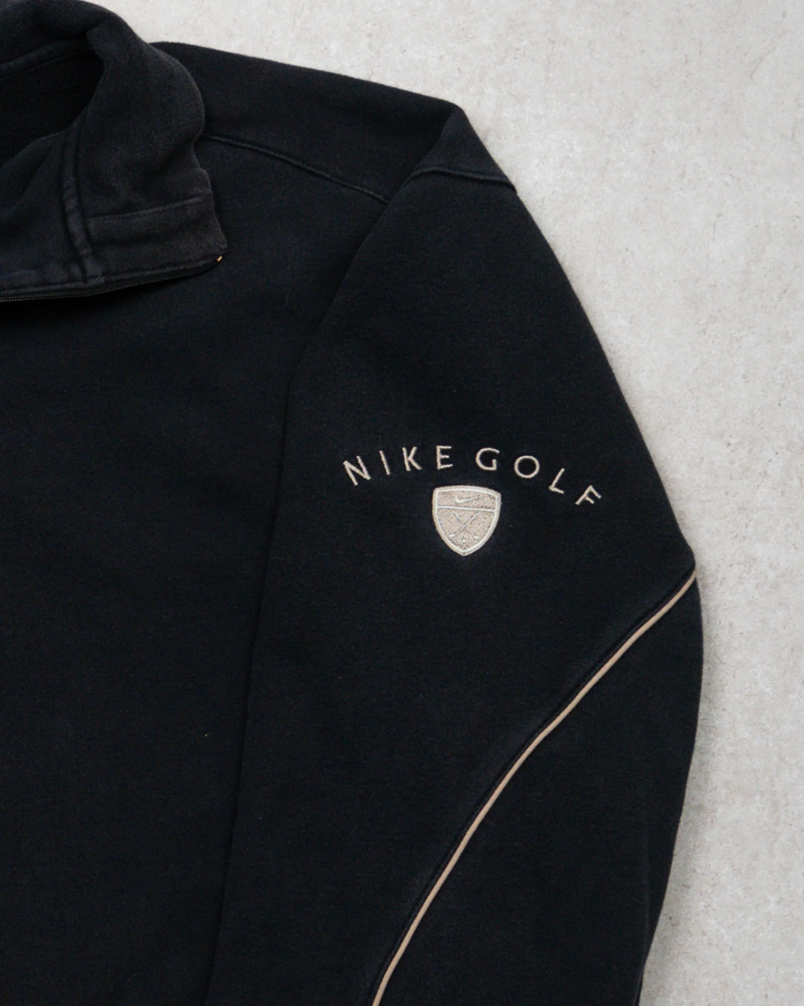 Vintage Y2K Black + Beige Nike Golf 1/4 Zip Sweater (XL) - Image 3