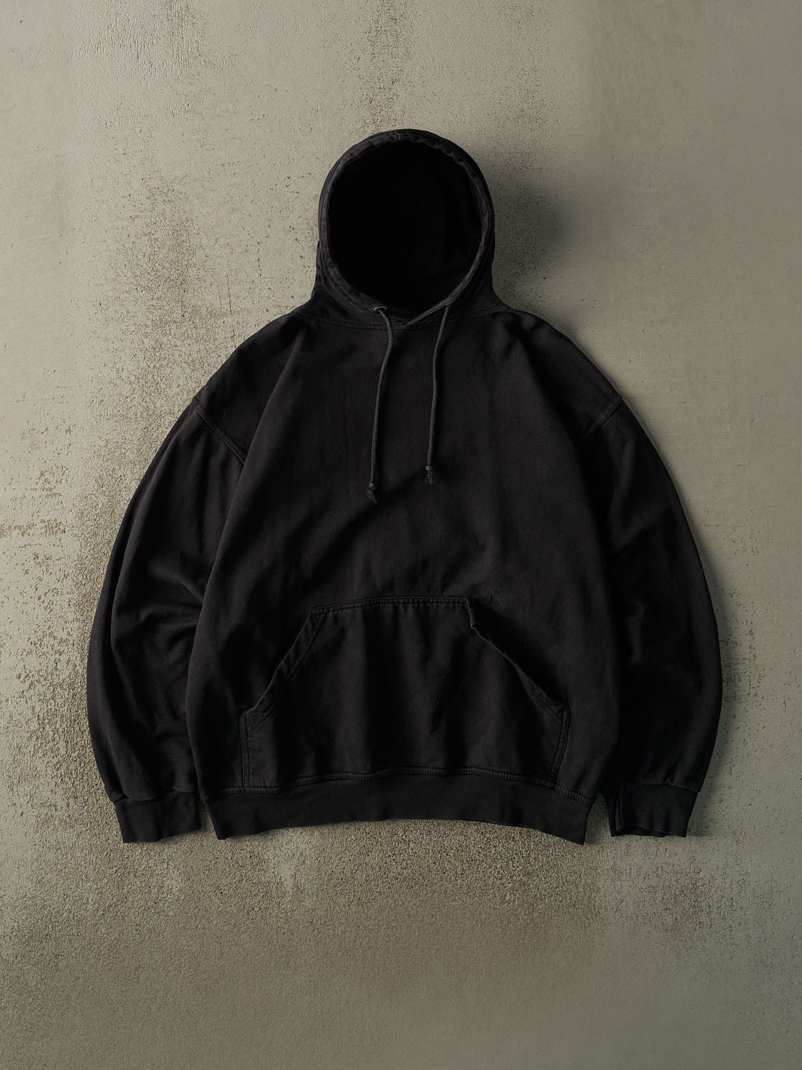 Vintage Y2K Black Blank Hoodie (L)