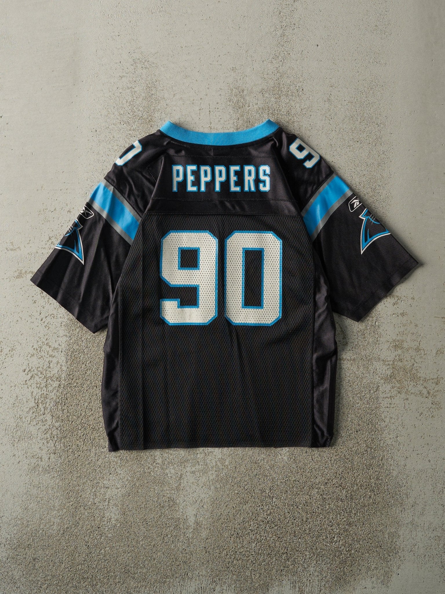 Vintage Y2K Black Carolina Panthers #90 Peppers Cropped Jersey (XS) - Image 2