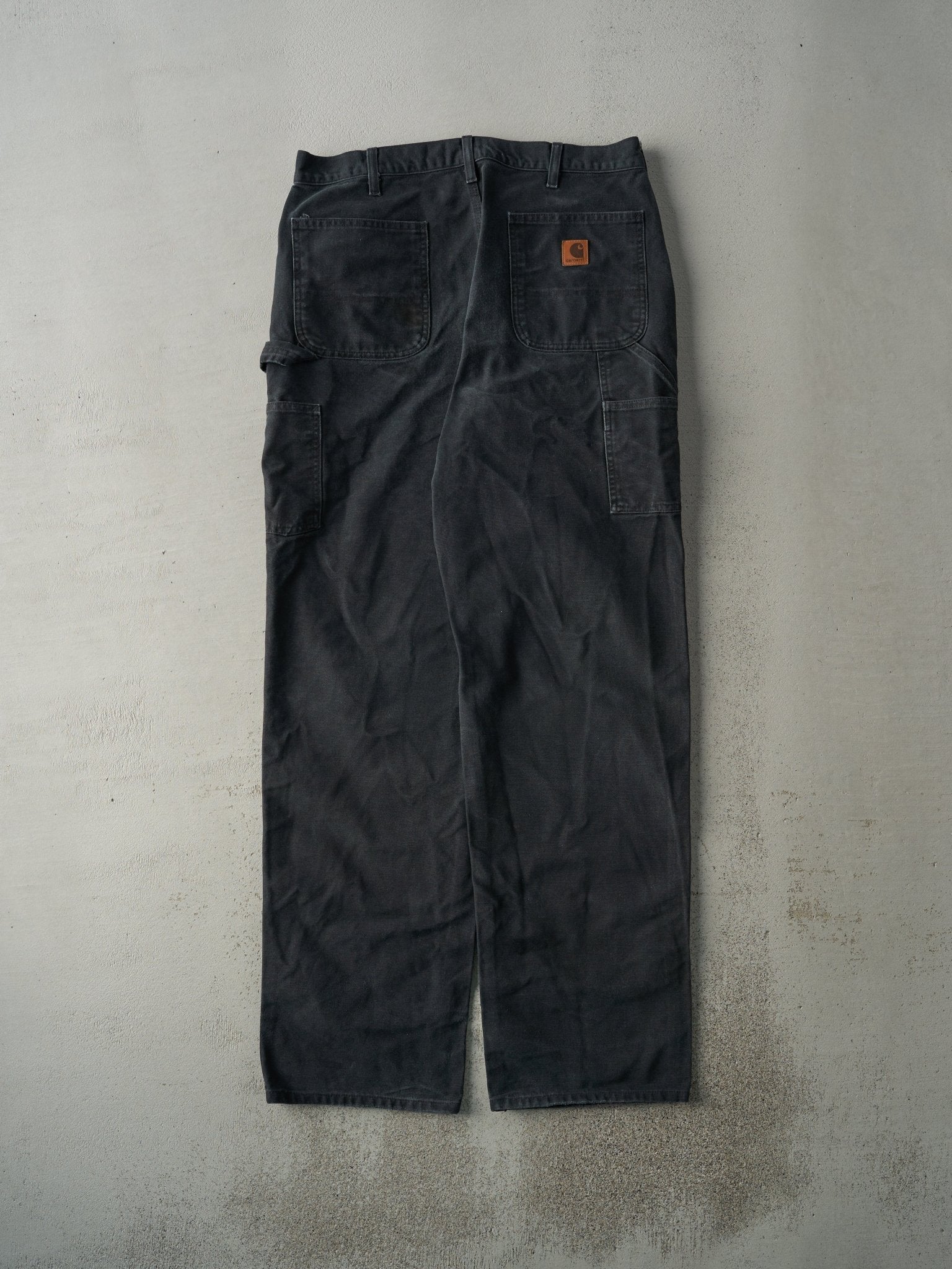 Vintage Y2K Black Dungaree Fit Carhartt Carpenter Pants (34x34) - Image 2