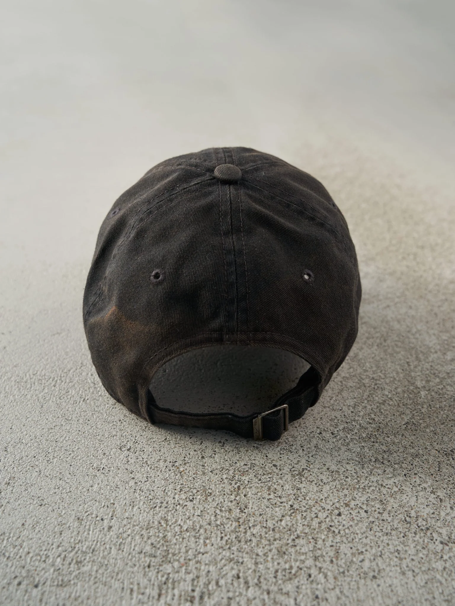 Vintage Y2K Black Nike Swoosh Strapback Hat - Image 3