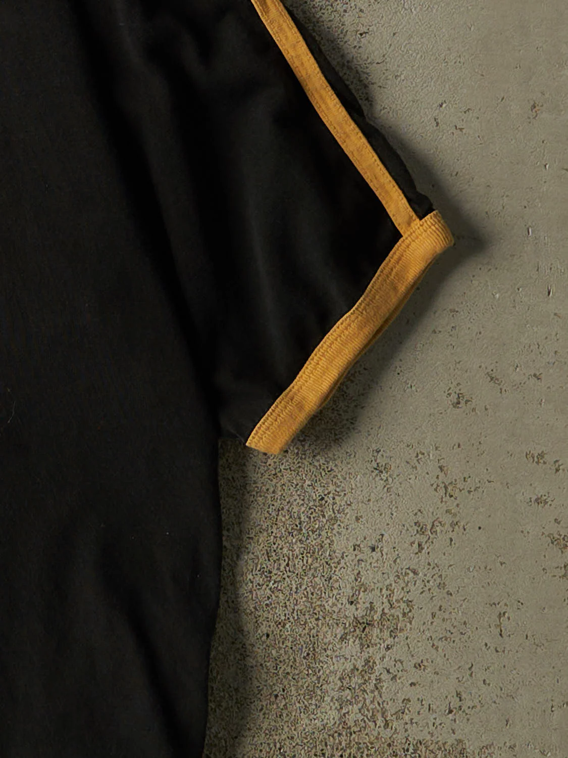 Vintage Y2K Black Germany Soccer Tee (S/M) - Image 4