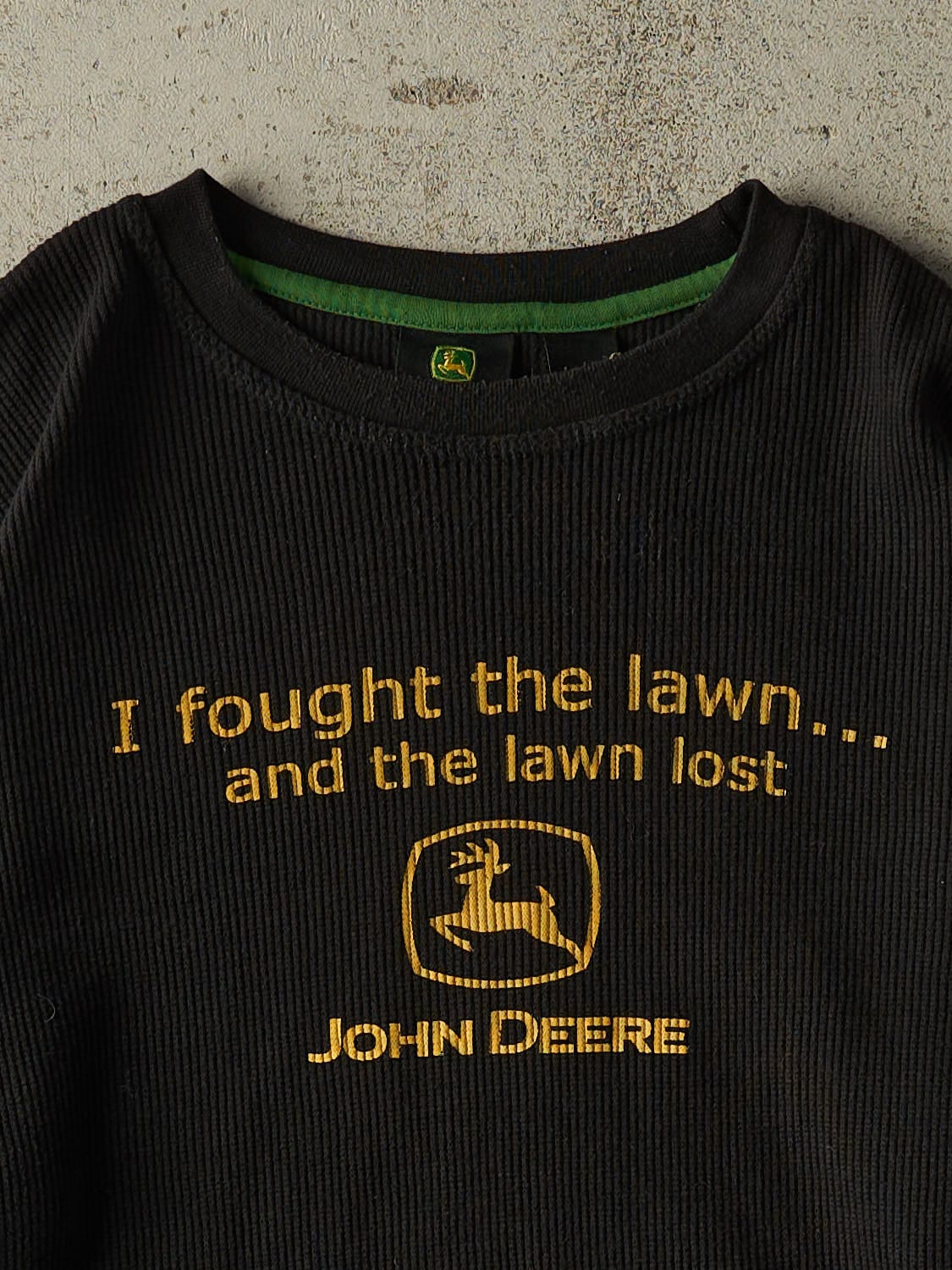 Vintage Y2K Black John Deere Thermal Long Sleeve (L/XL) - Image 2
