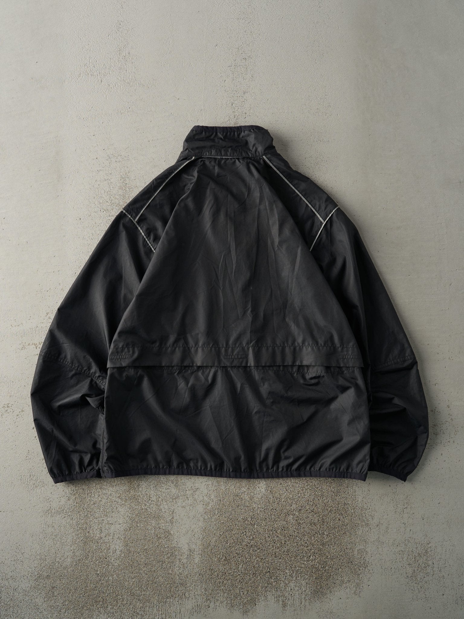 Vintage Y2K Black Nike Clima-Fit Windbreaker Jacket (M) - Image 2