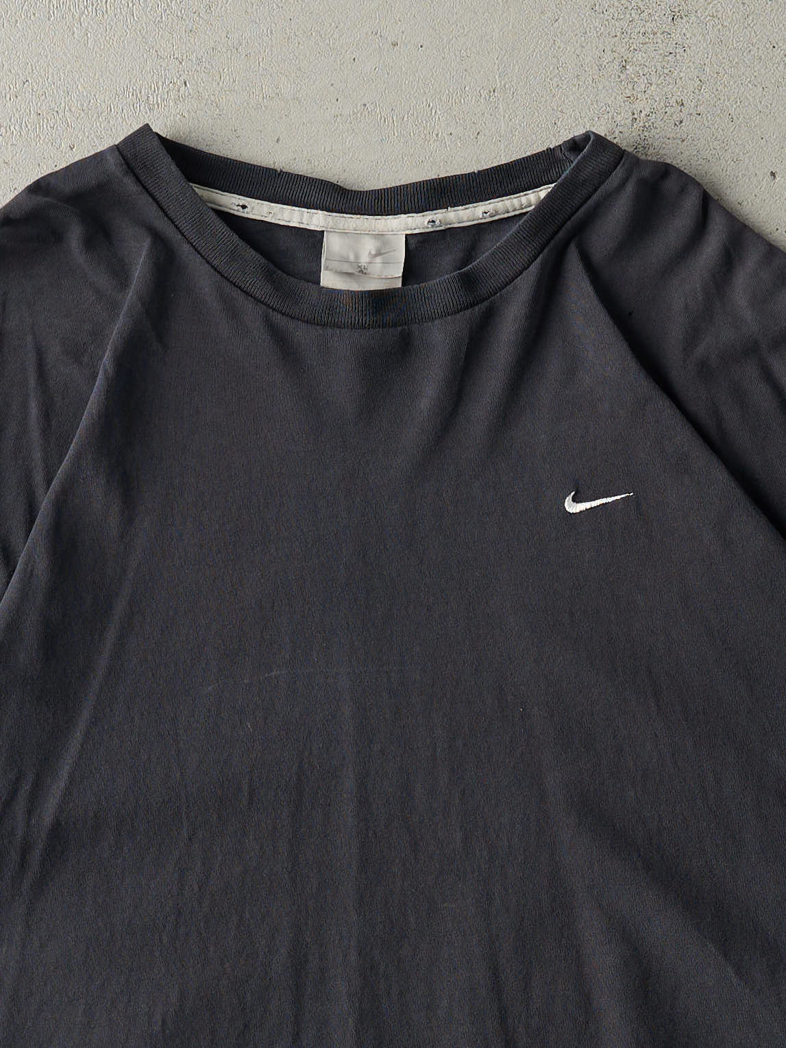 Vintage Y2K Black Nike Swoosh Embroidered Tee (L) - Image 2