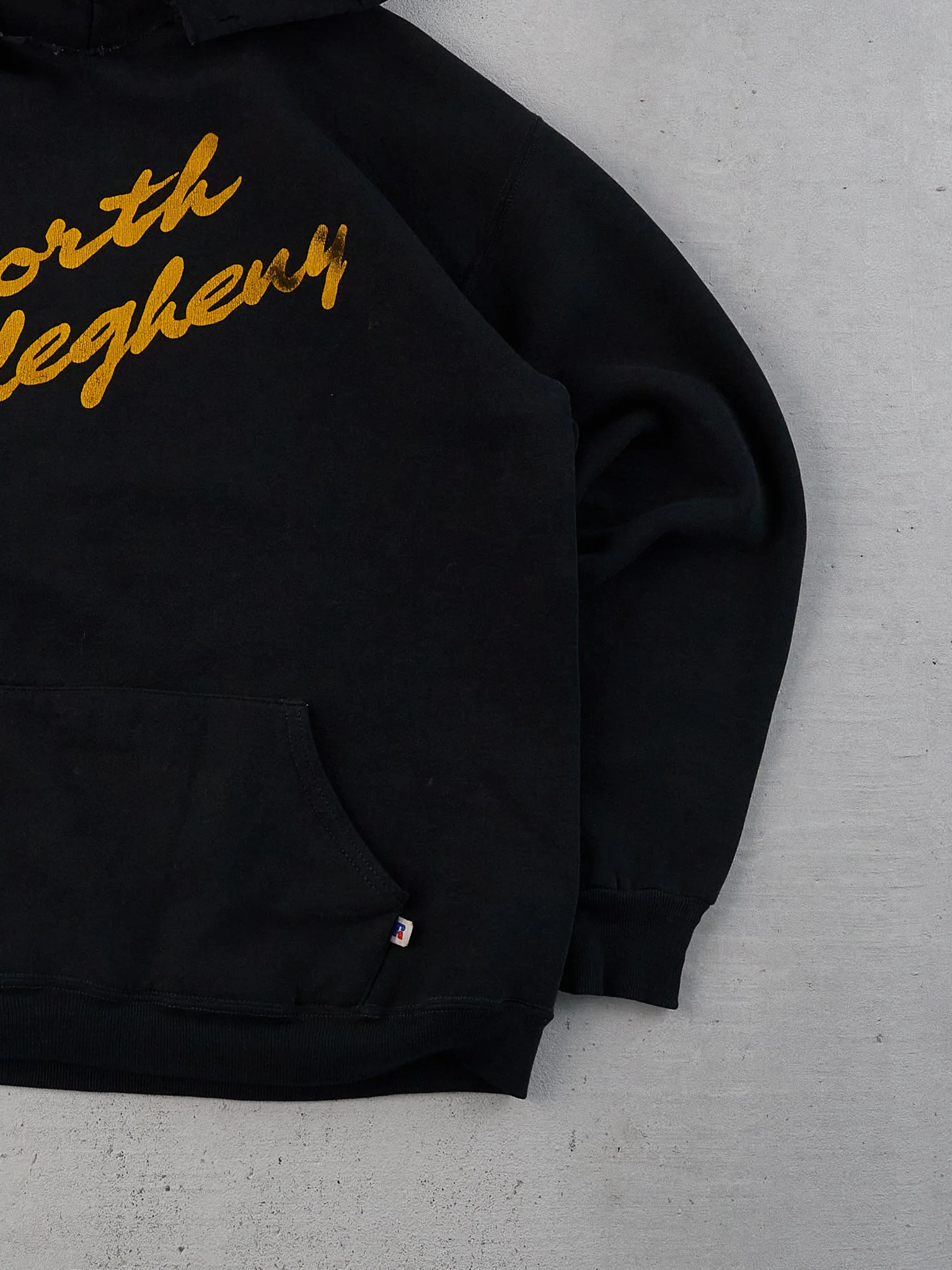 Vintage 90s Faded Black North Allegheny Russell Athletic Hoodie (M) - Image 3