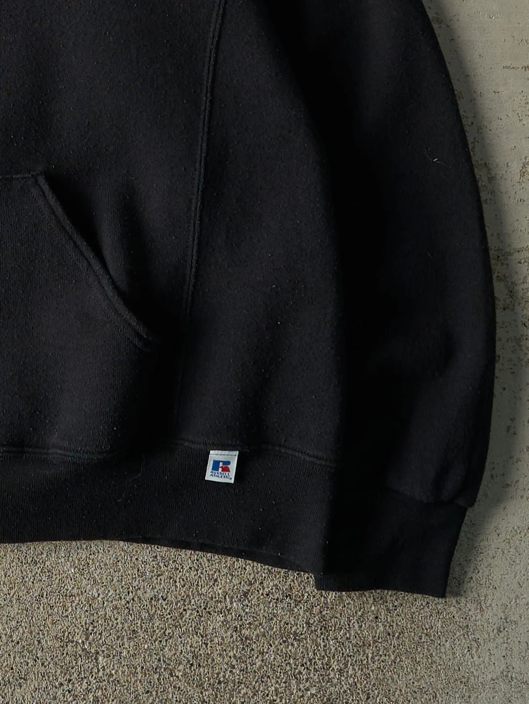 Vintage Y2K Black Blank Russell Athletic Hoodie (M/L) - Image 3