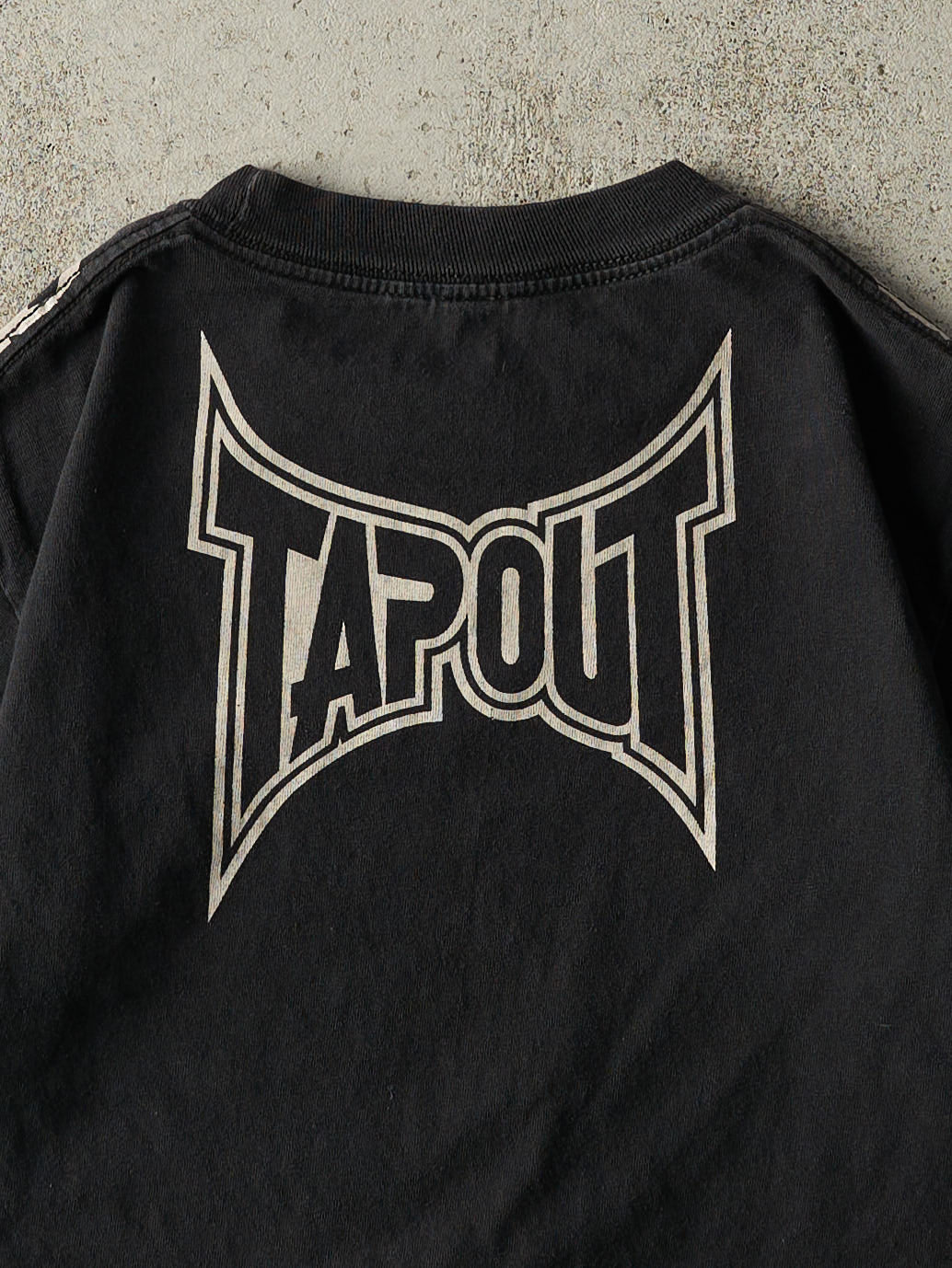 Vintage Y2K Black Tapout Tee (XS) - Image 4