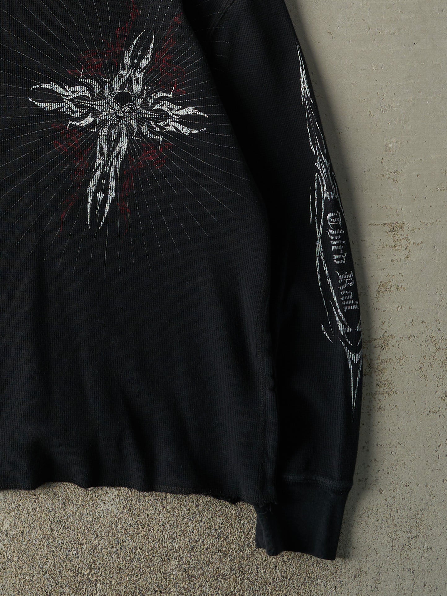 Vintage Y2K Black Third Rail Thermal Long Sleeve (M) - Image 3