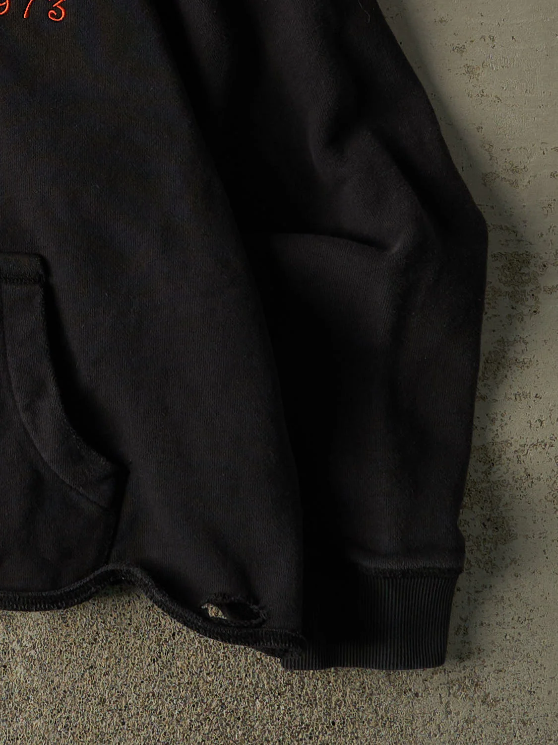 Vintage Y2K Black Timberland Embroidered Logo Hoodie (M) - Image 4