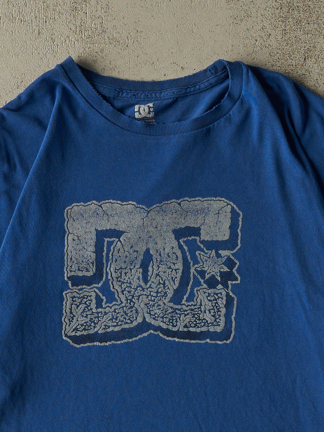 Vintage Y2K Blue DC Shoes Tee (XL/XXL) - Image 2