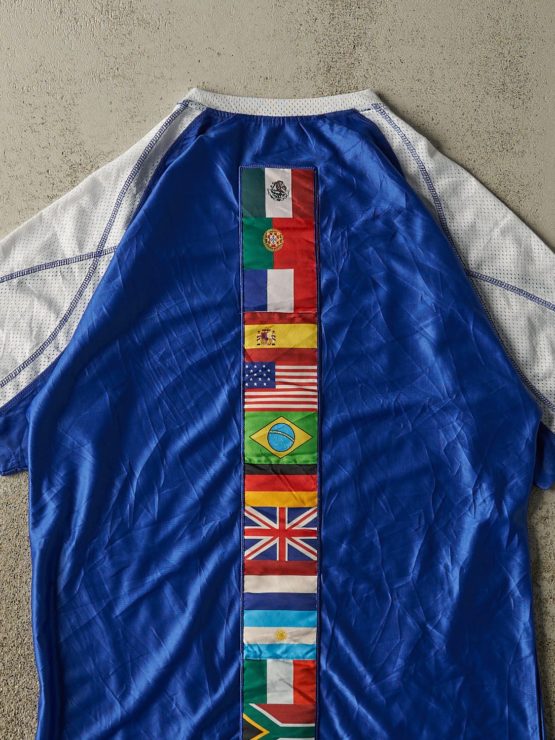 Vintage Y2K Blue Hard Rock Cafe Soccer Jersey (L/XL) - Image 4