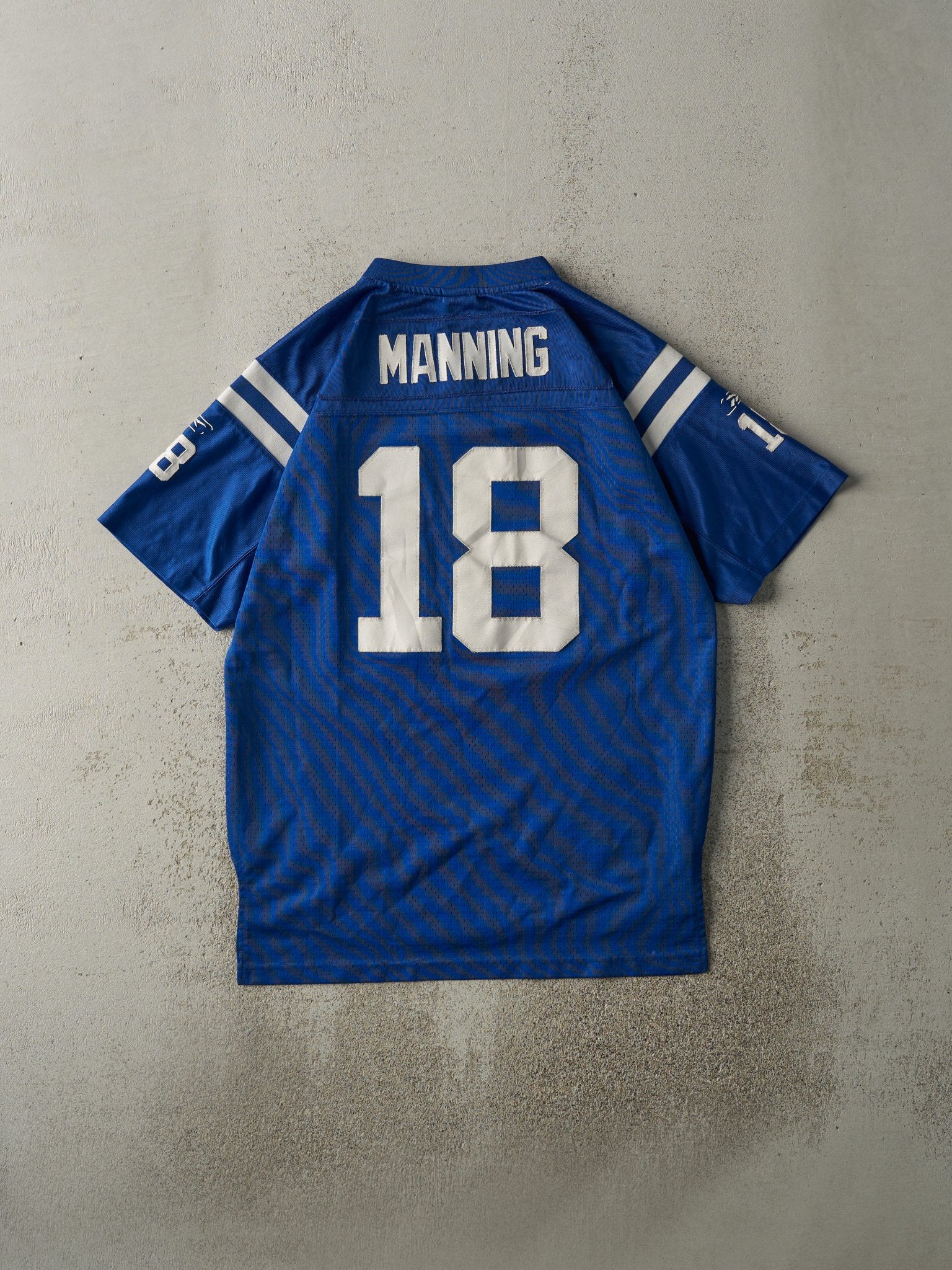 Vintage Y2K Blue Indianapolis Colts Peyton Manning #18 Football Jersey (M/L) - Image 3