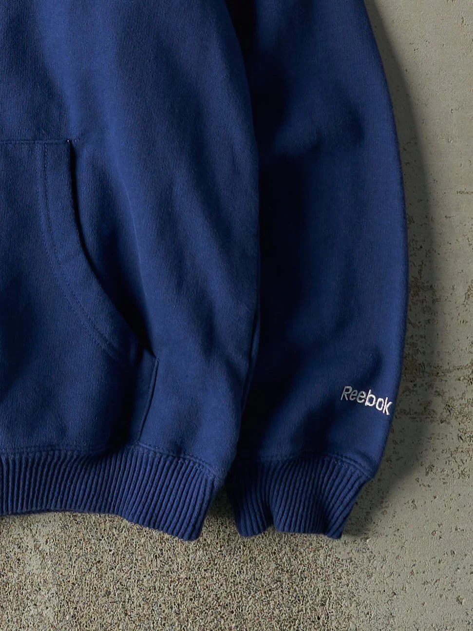 Vintage Y2K Blue Toronto Maple Leafs Reebok Embroidered Hoodie (S/M) - Image 3