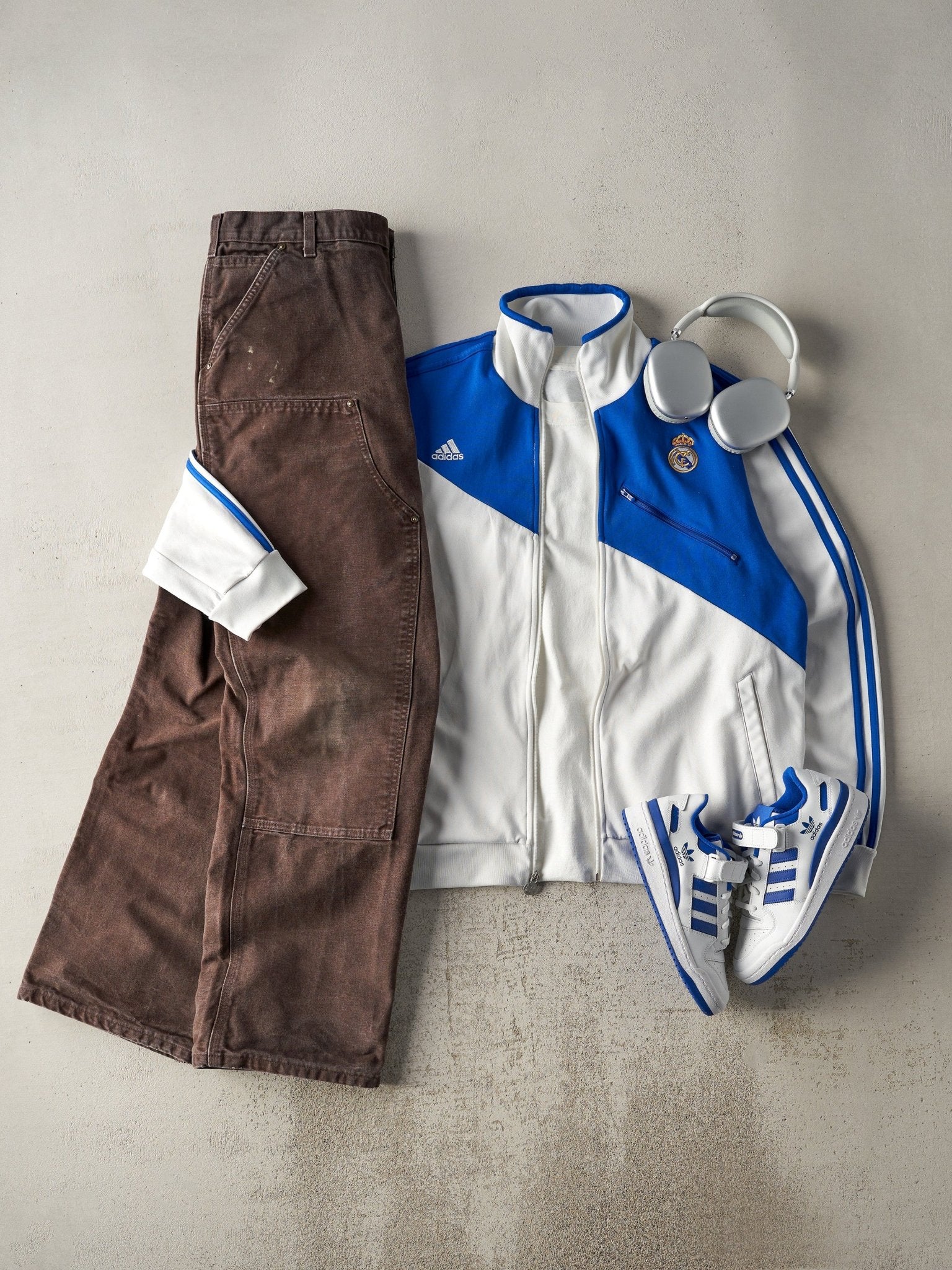 Vintage Y2K Blue & White Adidas x Real Madrid Soccer Club Jacket (M) - Image 2