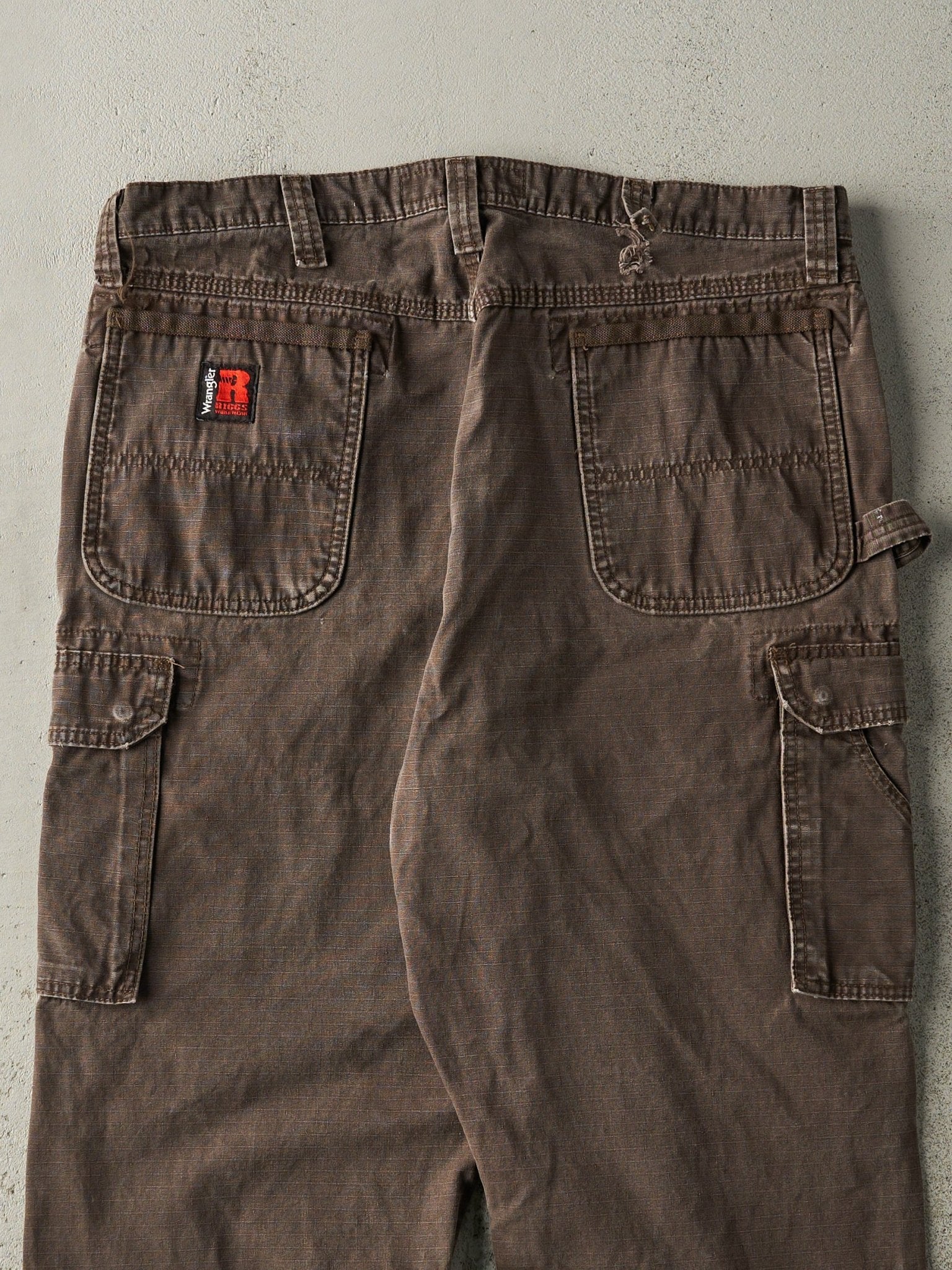 Vintage Y2K Brown Ripstop Wrangler Riggs Double Knee Carpenter Pants (37.5x30.5) - Image 5