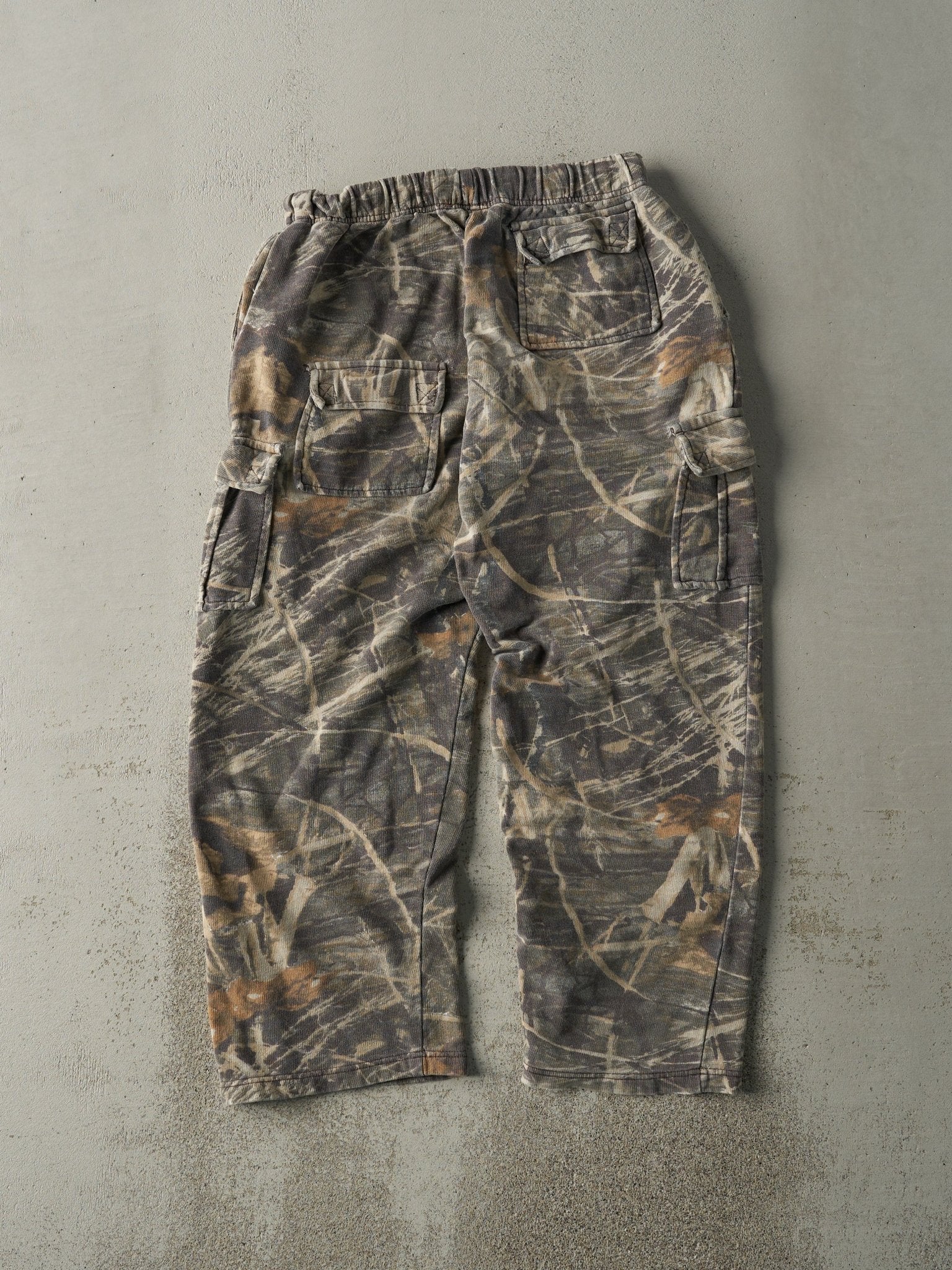 Vintage Y2K Camo Cargo Sweatpants (34x28.5) - Image 3